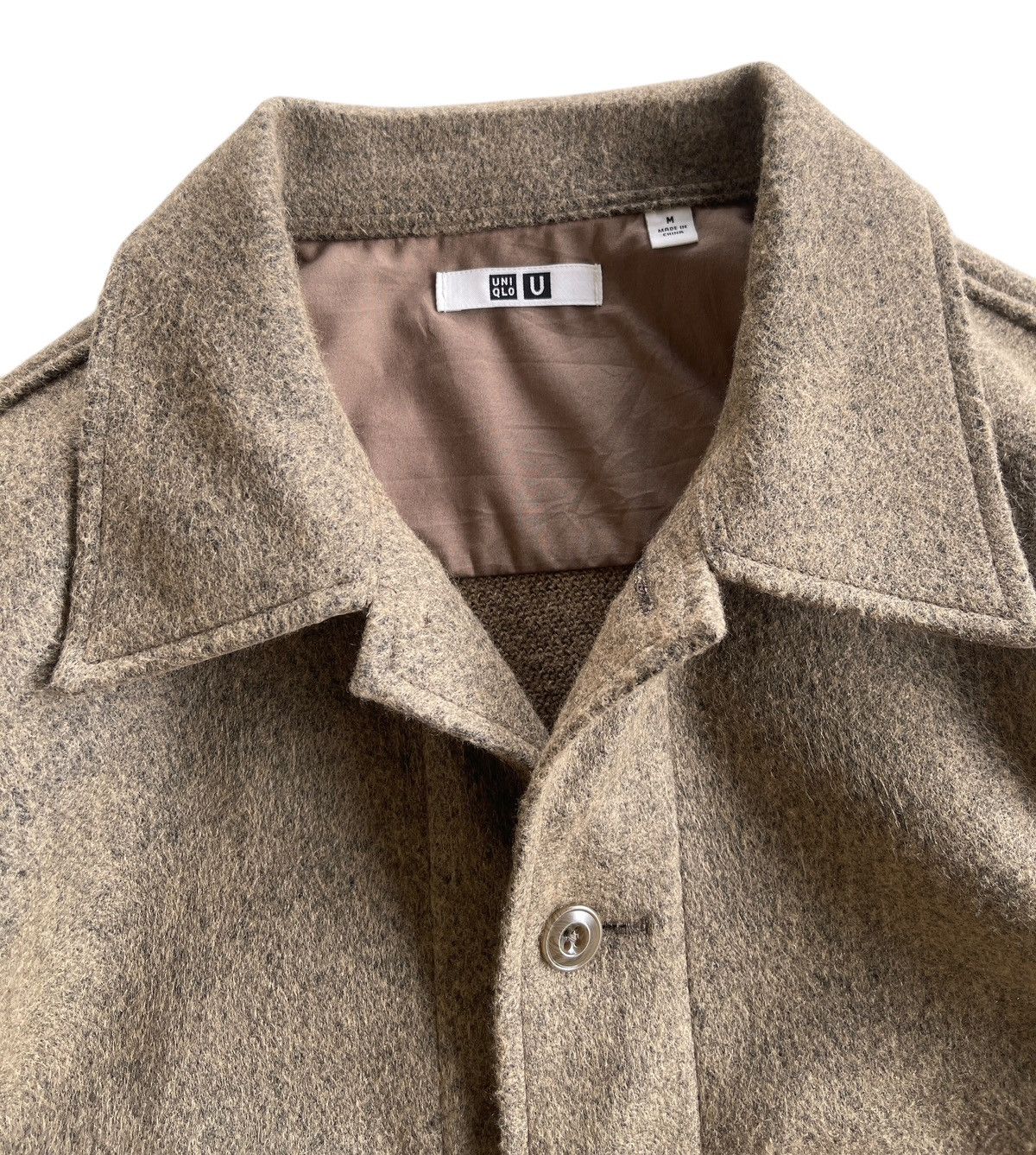 Japanese Brand × Lemaire × Uniqlo Uniqlo X Lemaire Sandy Beige Shirt Size US M / EU 48-50 / 2 - 5 Thumbnail