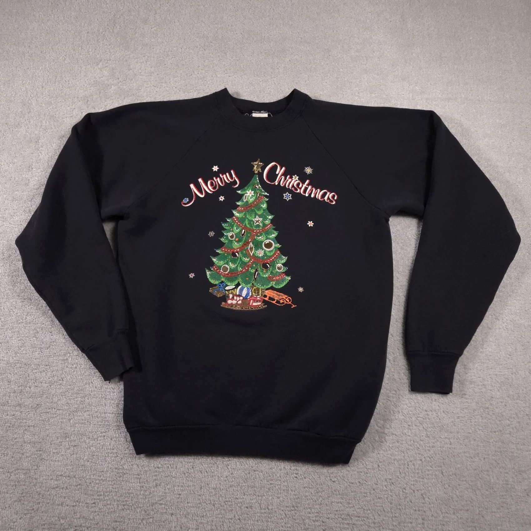 Fruit Of The Loom VINTAGE Fruit of the Loom Sweatshirt Womens XL Black Merry Christmas Tree Graphic Ugly Size XL / US 12-14 / IT 48-50 - 2 Thumbnail