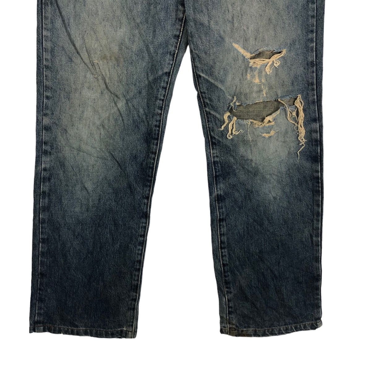 Japanese Brand 🔥90’s RARE DESIGN DISTRESSEDDENIM JEANS MAVERIC JAPAN Size US 30 / EU 46 - 4 Thumbnail