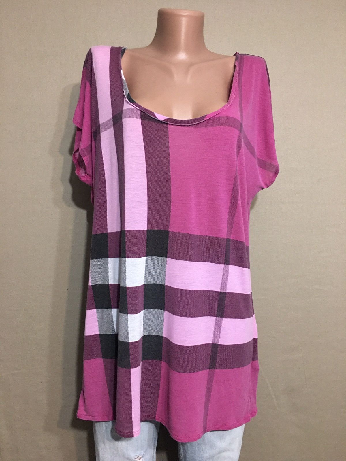 Burberry BURBERRY Brit Pink Womens T Shirt Size XL Size XL / US 12-14 / IT 48-50 - 1 Thumbnail