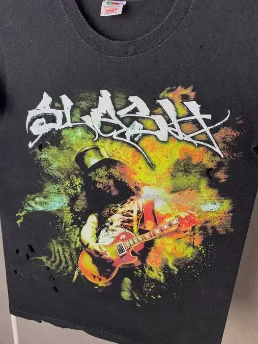 Band Tees Slash rock T-shirt tour logo guitar size S band tee Size US S / EU 44-46 / 1 - 2 Thumbnail