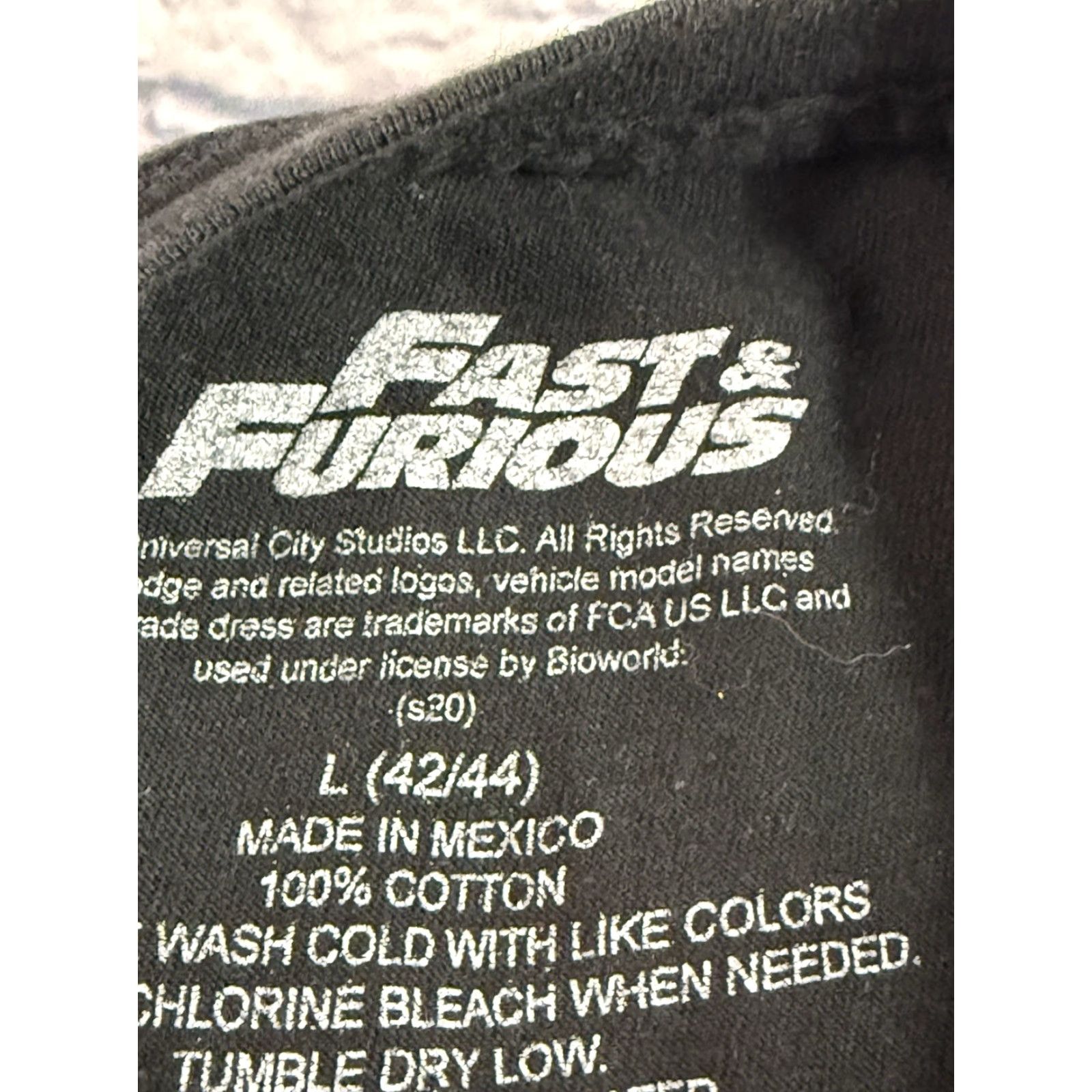 Vintage VINTAGE FAST AND FURIOUS black T-Shirt 70s Cars Movie Dom Toretto Crew Neck L Men EUC Size US L / EU 52-54 / 3 - 3 Thumbnail