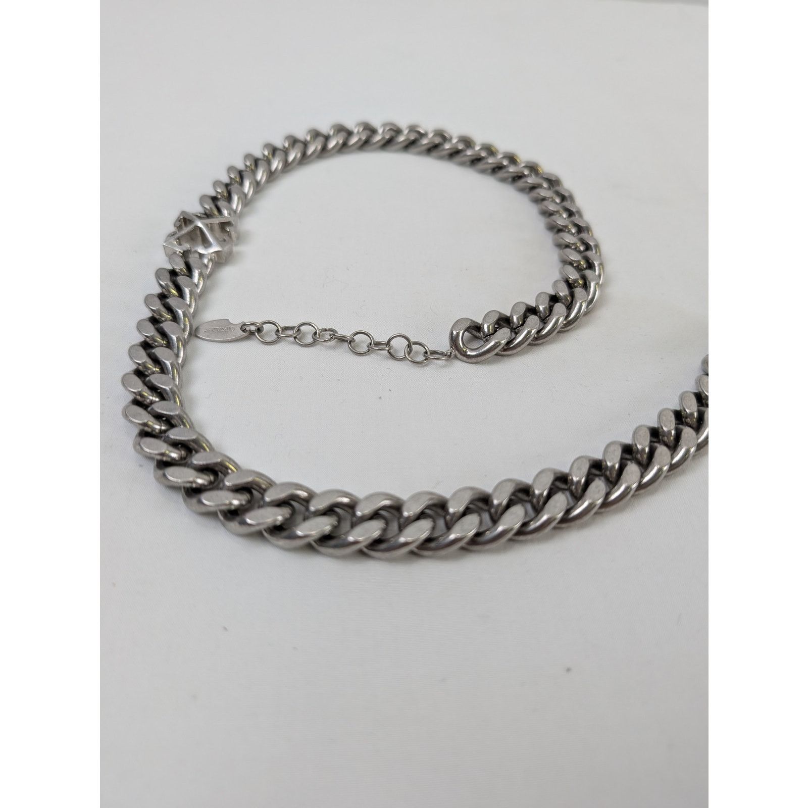 Off-White o1rshd1 Size: OS / Arrow Chain Necklace in Silver Size ONE SIZE - 8 Thumbnail