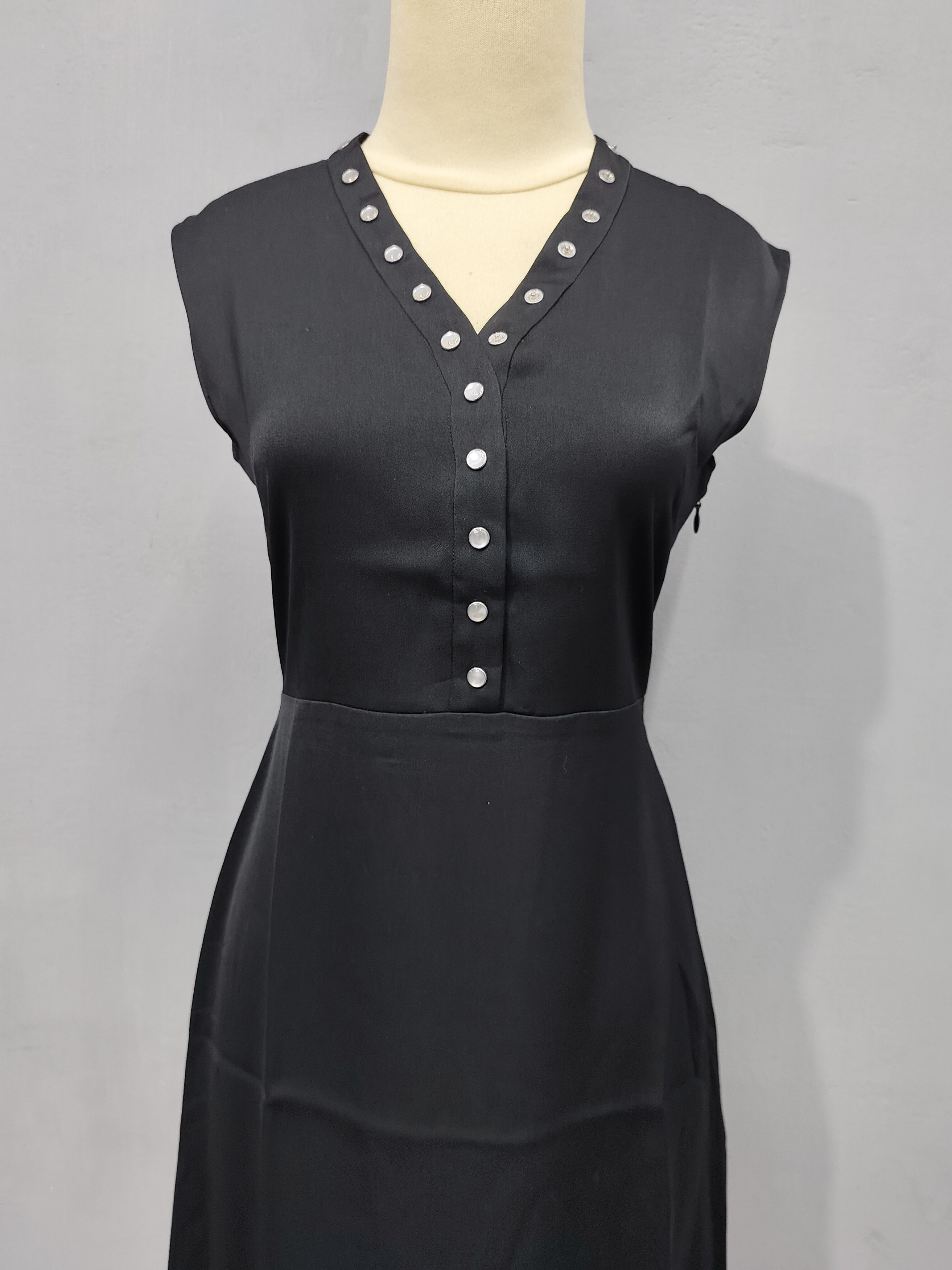 agnes b. 90s Agnes B- Archive Pearl Button Minimalist Dress Size S / US 4 / IT 40 - 2 Thumbnail