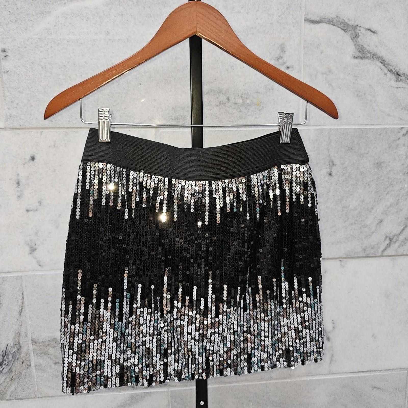 Other Women's Shinny Silver and Black Skirt Size 32" / US 10 / IT 46 - 4 Thumbnail