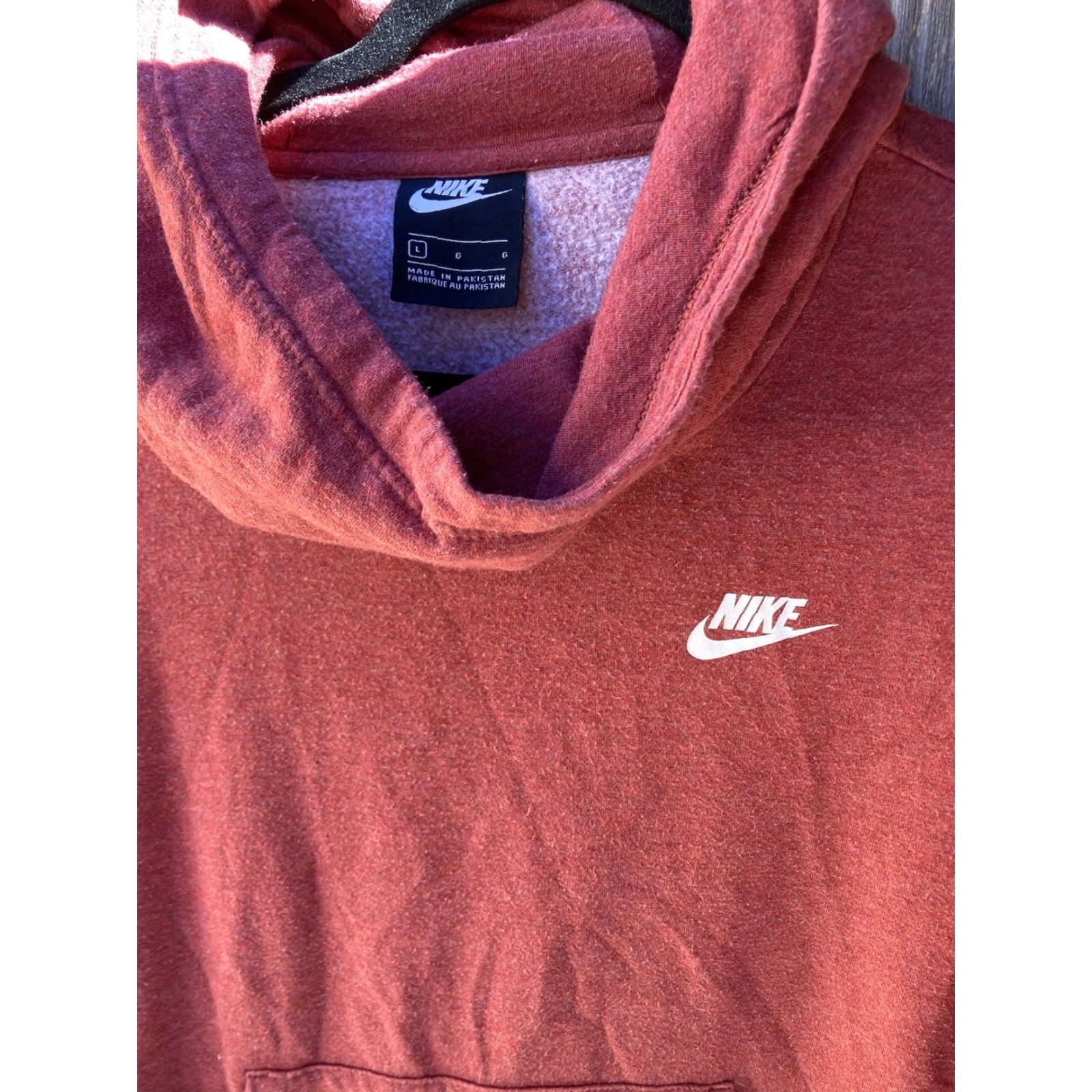 Nike Nike Red Swish Logo Hoodie L Pocket Pullover Cotton Streetwear Activewear Mens Size US L / EU 52-54 / 3 - 3 Thumbnail