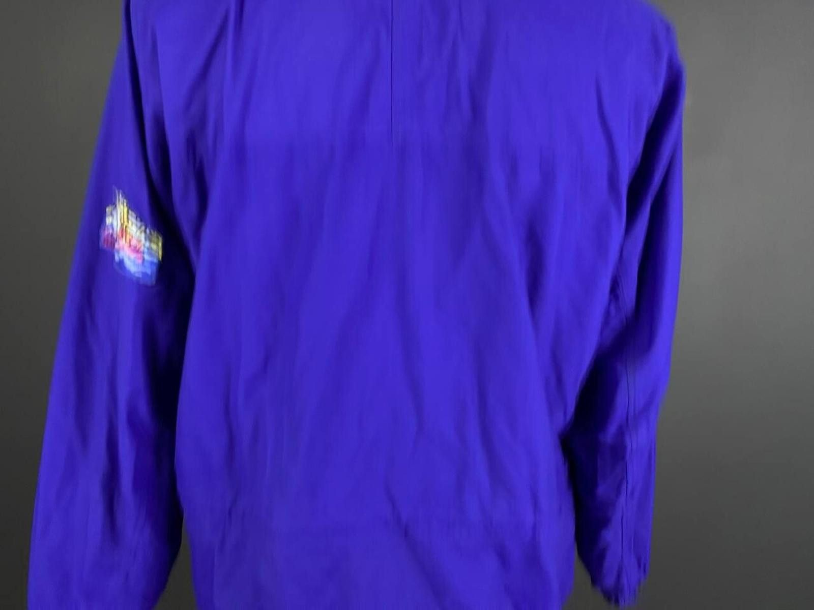 Patagonia Patagonia Blue Vintage Rare Sport Windbreaker Jacket Size L Size L / US 10 / IT 46 - 12 Thumbnail