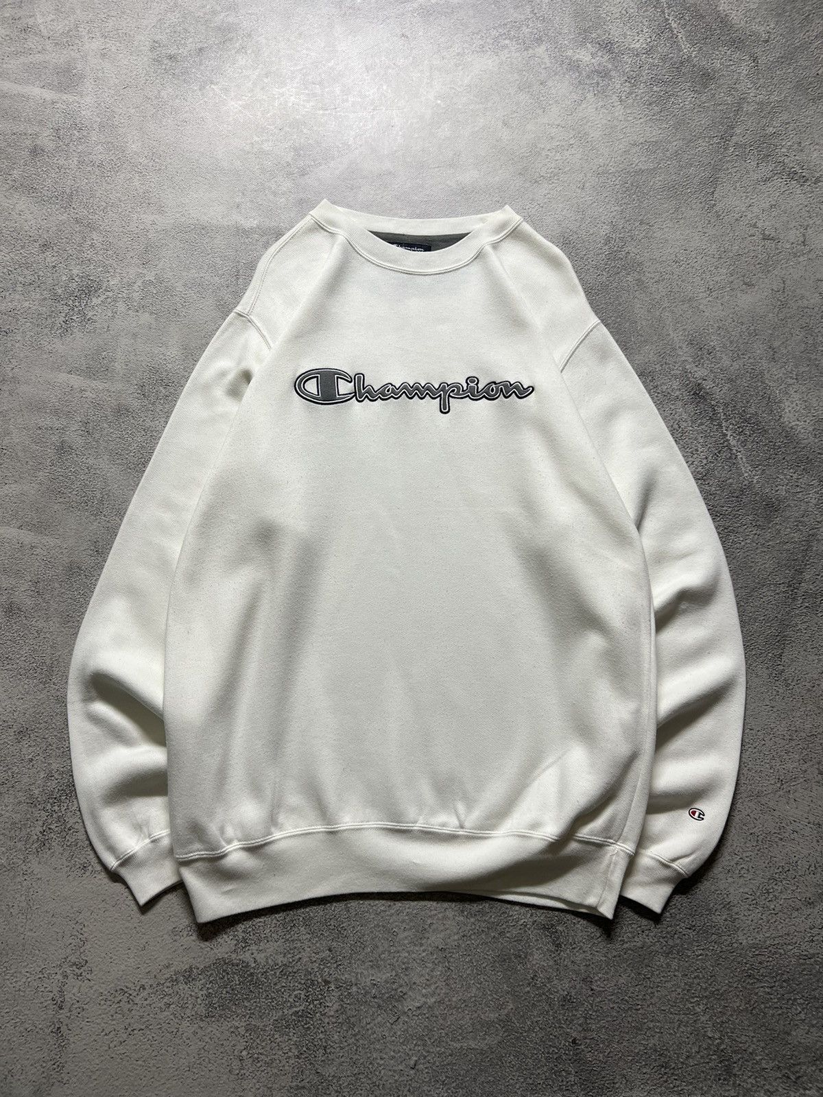 Champion × Vintage Vintage Y2k Champion 🤍 Spell Out Big Logo Sweatshirt 90’s Size US M / EU 48-50 / 2 - 3 Thumbnail