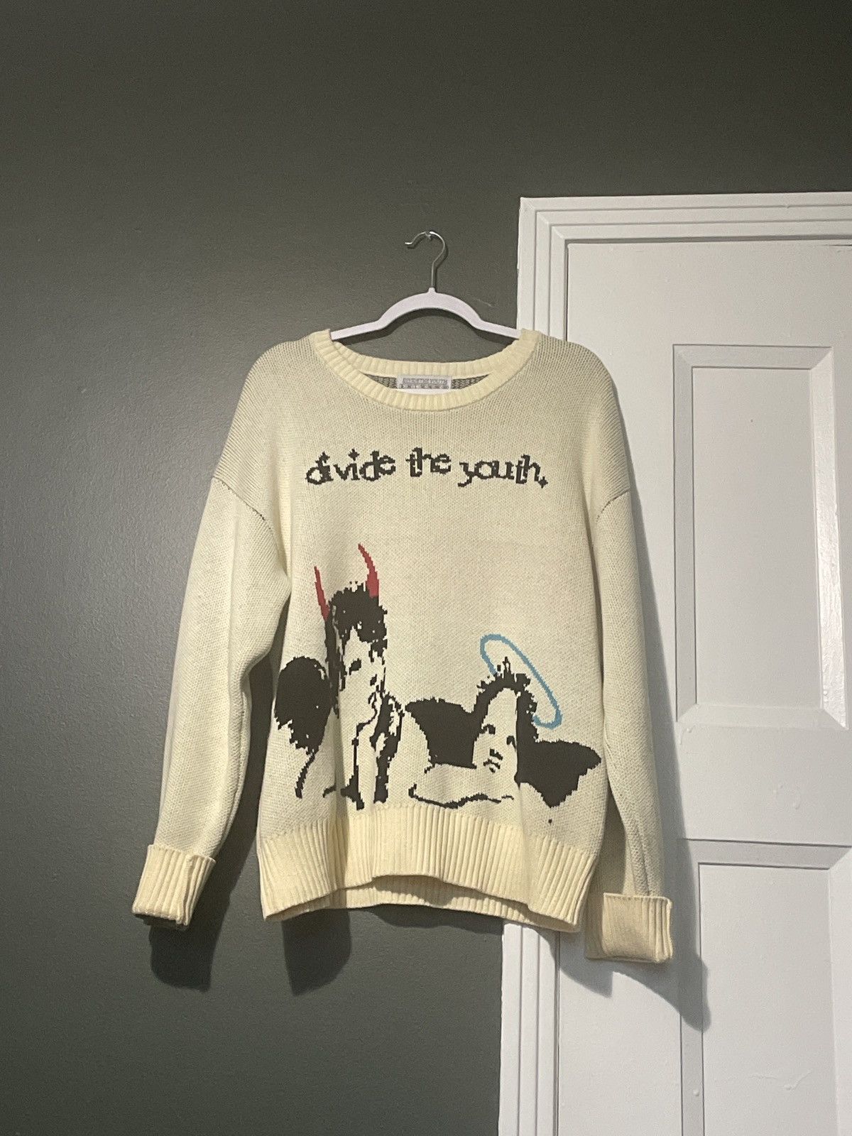 Divide The Youth Divide the Youth Sweater Size US L / EU 52-54 / 3 - 1 Preview