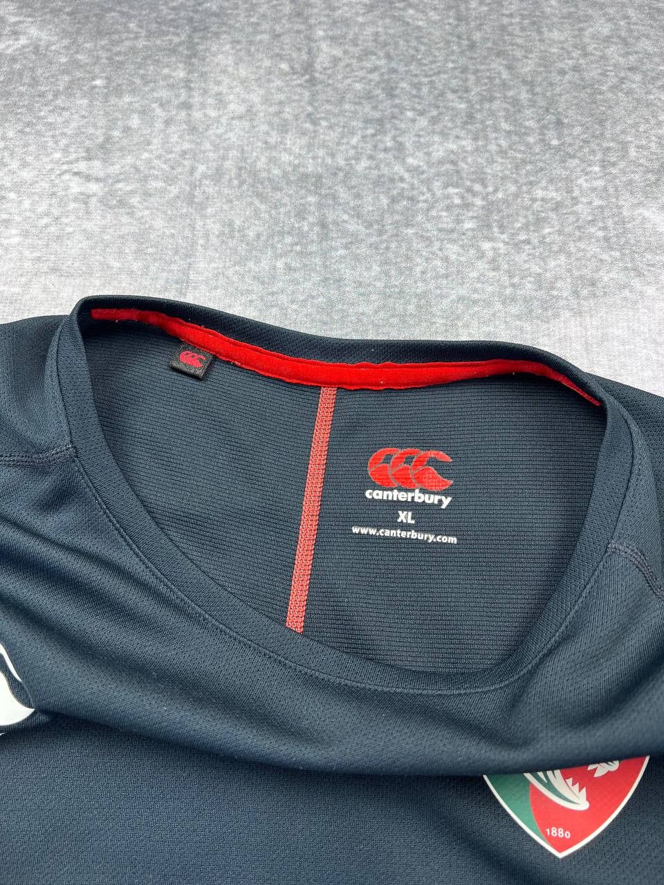 Canterbury of New Zealand Leicester Tigers Rugby Training Shirt - Blue Size US XL / EU 56 / 4 - 5 Thumbnail