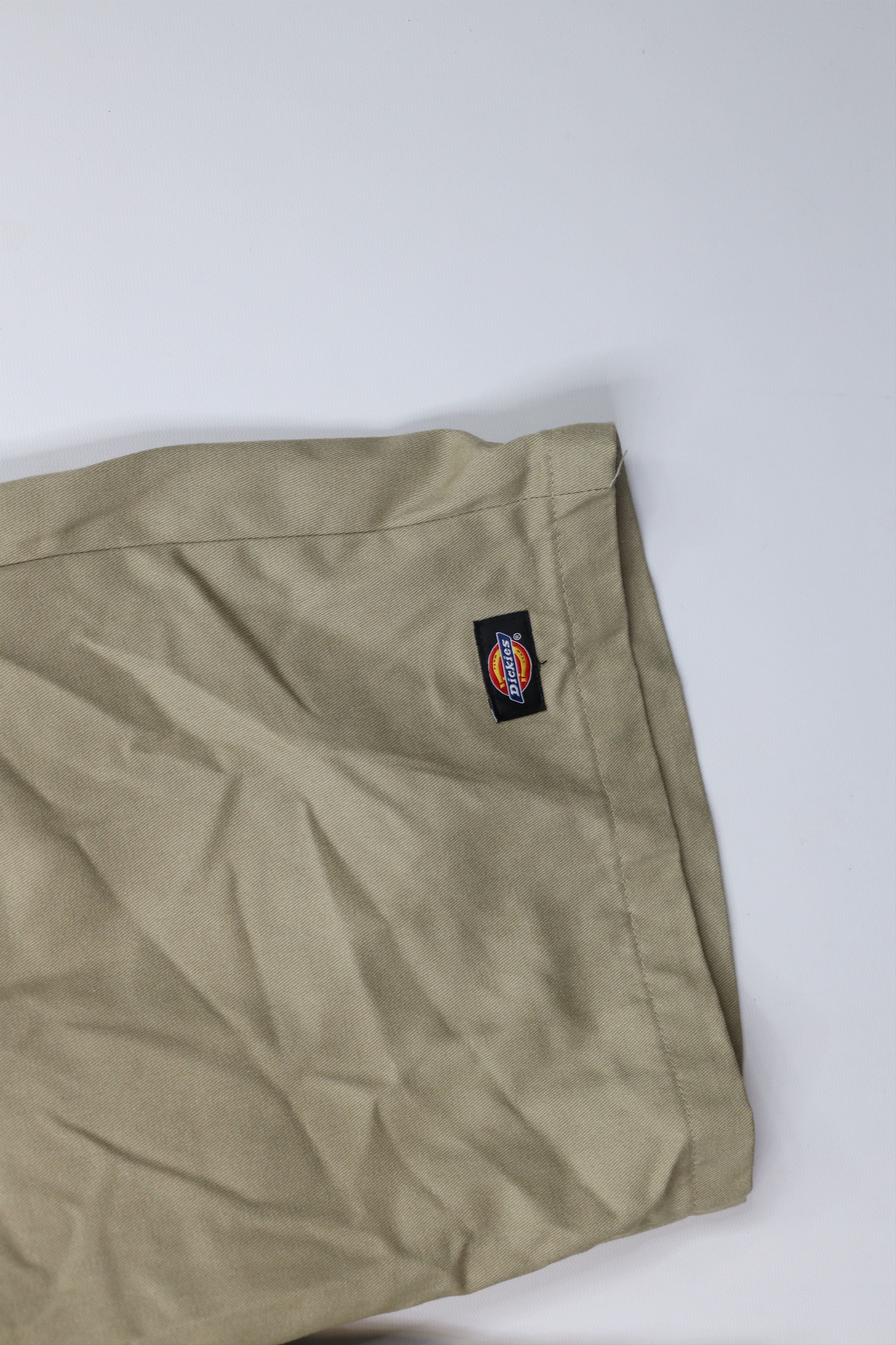 Dickies × Vintage Vintage Dickies Spell Out Workwear Mechanic Shorts Beige Size US 40 / EU 56 - 5 Thumbnail