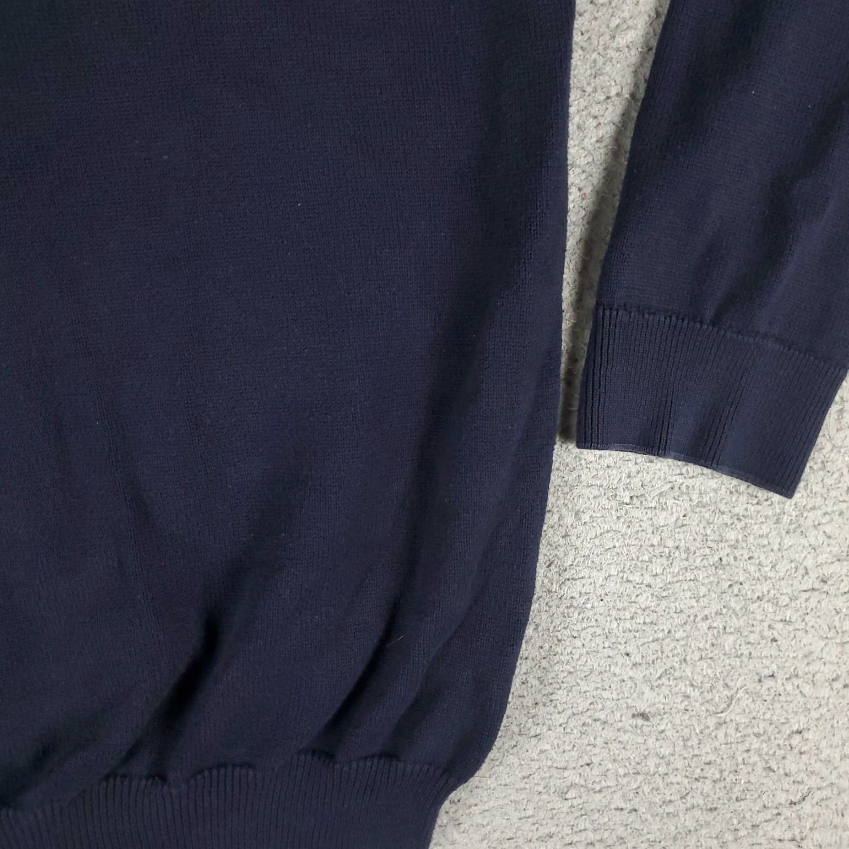 Lacoste VINTAGE Lacoste Sweater Men's Size 6 Pullover Knitted V-Neck Blue Cotton Casual Size US S / EU 44-46 / 1 - 5 Thumbnail