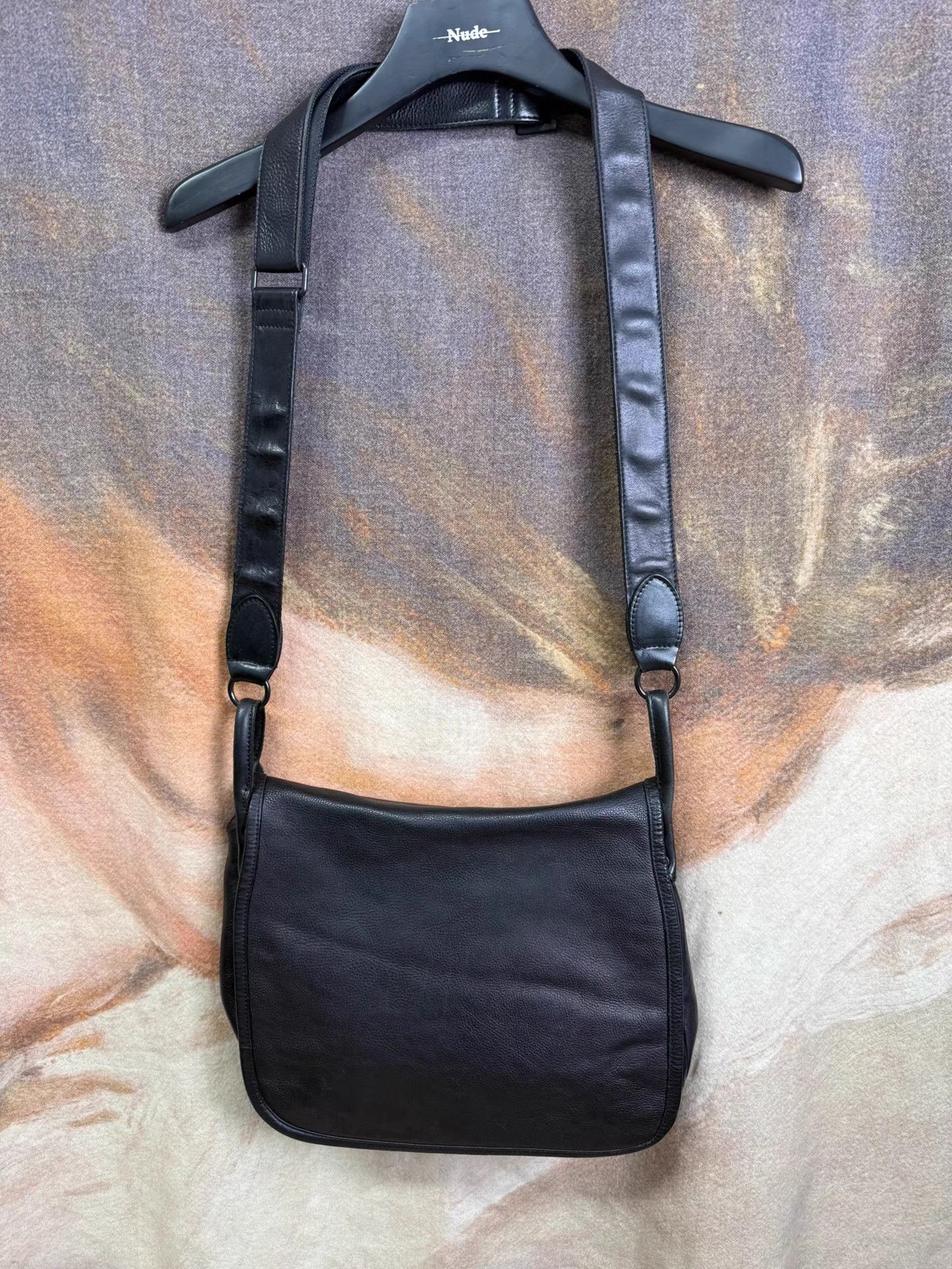 Yohji Yamamoto Yohji Yamamoto Pour Homme Cowhide Messenger Bag K20 Size ONE SIZE - 1 Thumbnail
