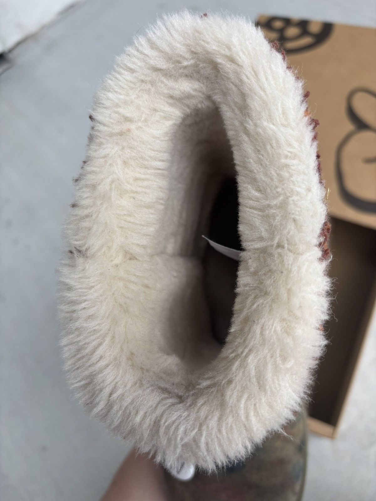 HMDD “Chanel” hmdd ugg boots with box barley worn Size US 9 / EU 42 - 16 Thumbnail