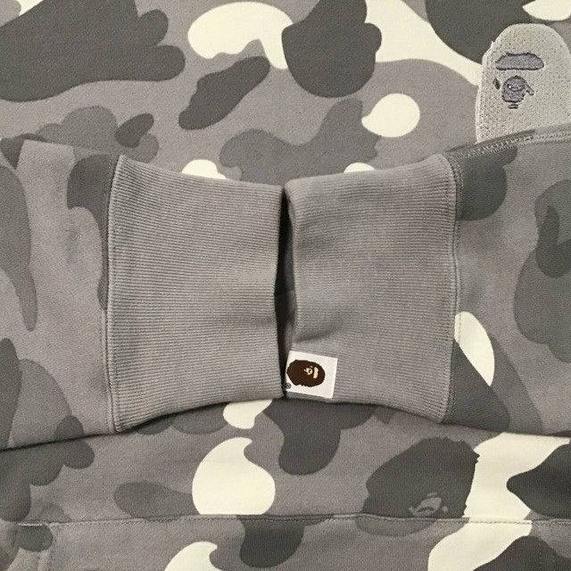 Bape 💫Glow in the dark💫 BAPE City camo pullover hoodie APE Size US L / EU 52-54 / 3 - 7 Thumbnail