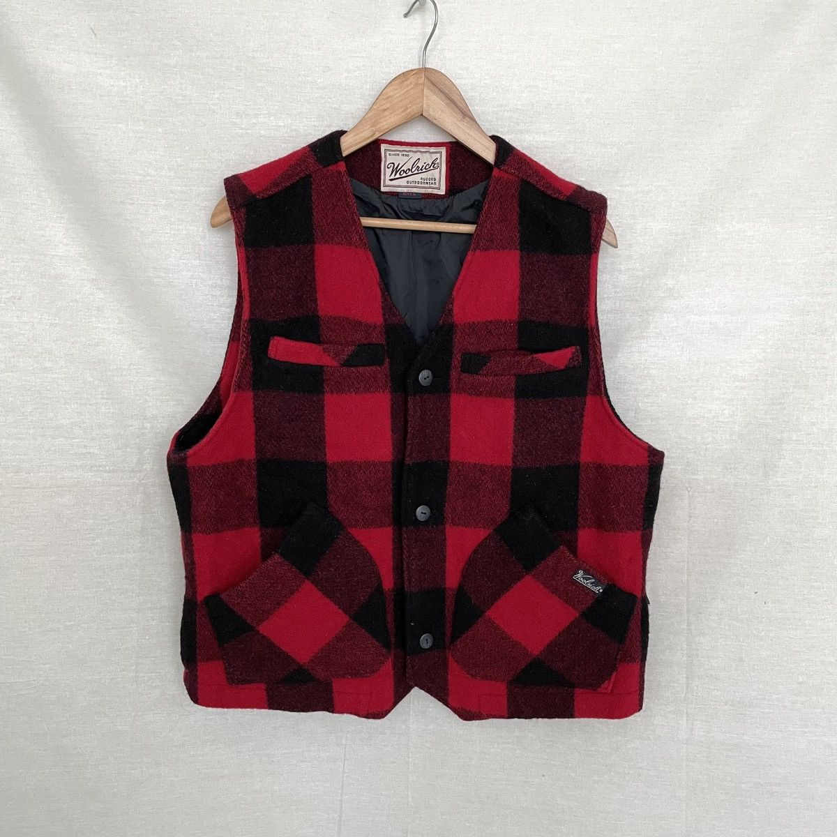 Woolrich Woolen Mills Vintage Woolrich Buffalo Plaid Wool Vest Rugged Outdoorwear Size US L / EU 52-54 / 3 - 1 Thumbnail