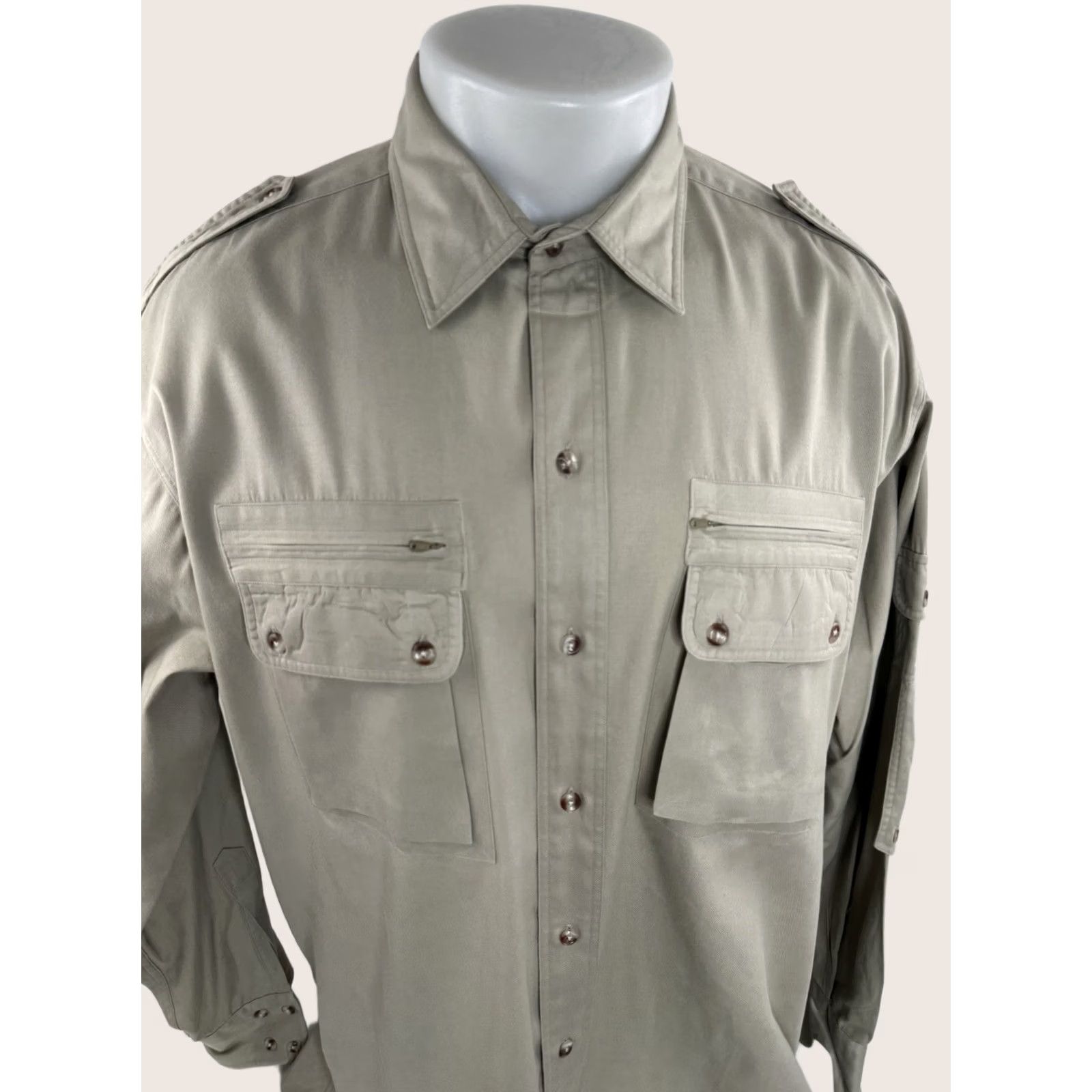 Abercrombie & Fitch Abercrombie & Fitch - Hong Kong Vintage XL Safari Bush Field Shirt - Button-Up - Long Sleeve - Tan - Men - XL - 1970s/80s Size US XL / EU 56 / 4 - 1 Thumbnail