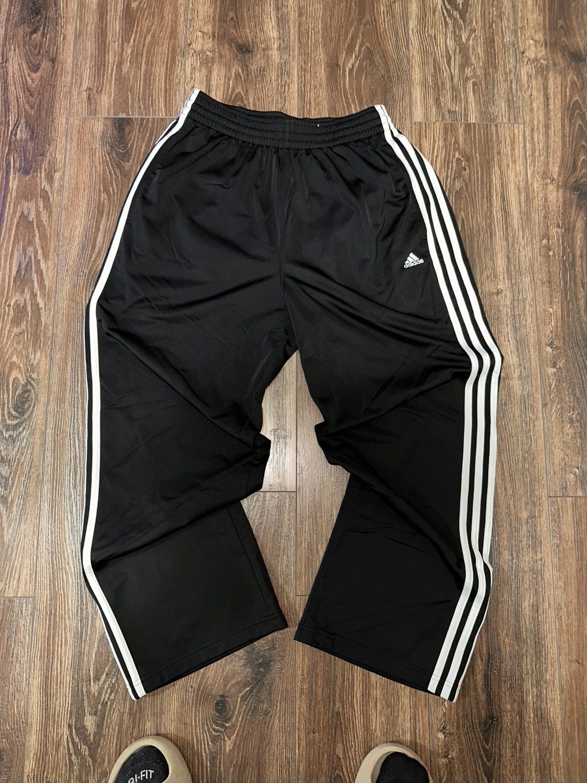 Adidas Adidas Sweat Pants Size US 32 / EU 48 - 1 Thumbnail