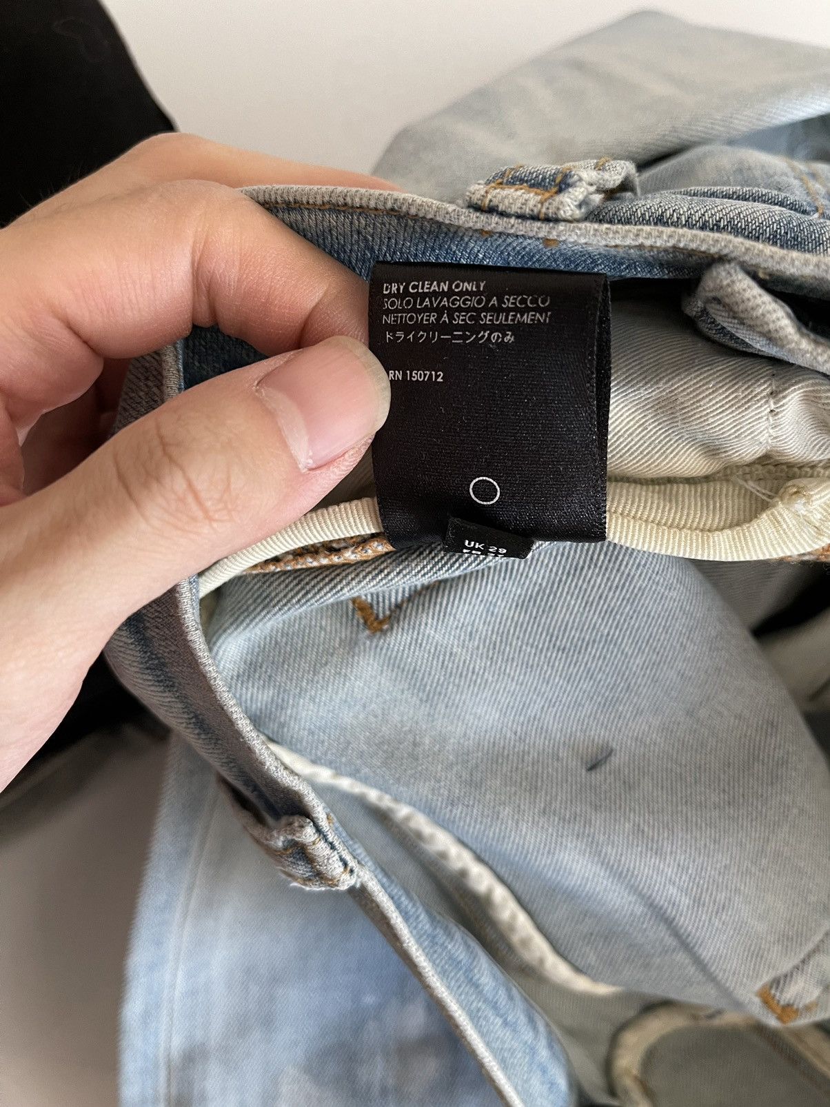 Amiri 2018 Super Destroyed Ink Painted Jeans Size US 29 - 6 Thumbnail