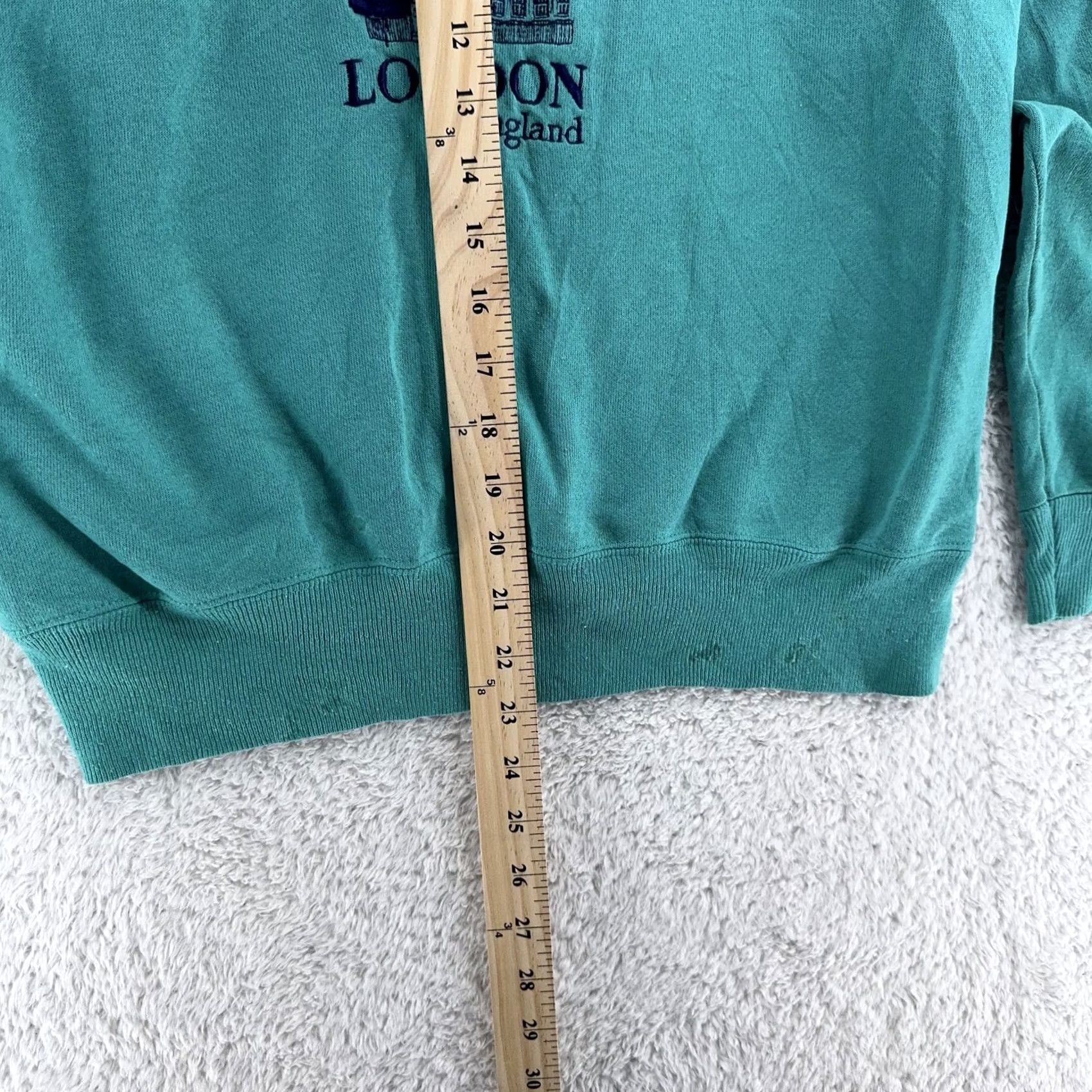 Vintage VINTAGE Kings of Windsor Sweatshirt XS Green London 90s Crewneck Mens City England Ben Big Ben Corded Cotton Polyester Fleece Solid Pullover Size US XS / EU 42 / 0 - 5 Thumbnail