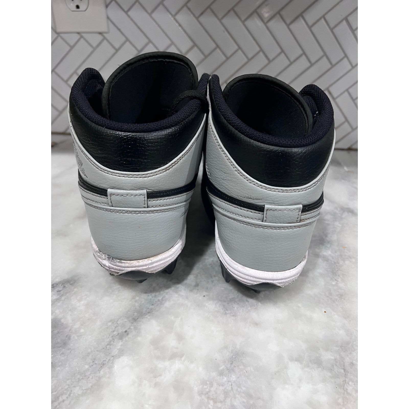 Jordan Brand Jordan 1 Mid TD 10.5 Football Cleats Shadow 2.0 FJ6805-002 Size US 10.5 / EU 43-44 - 6 Thumbnail