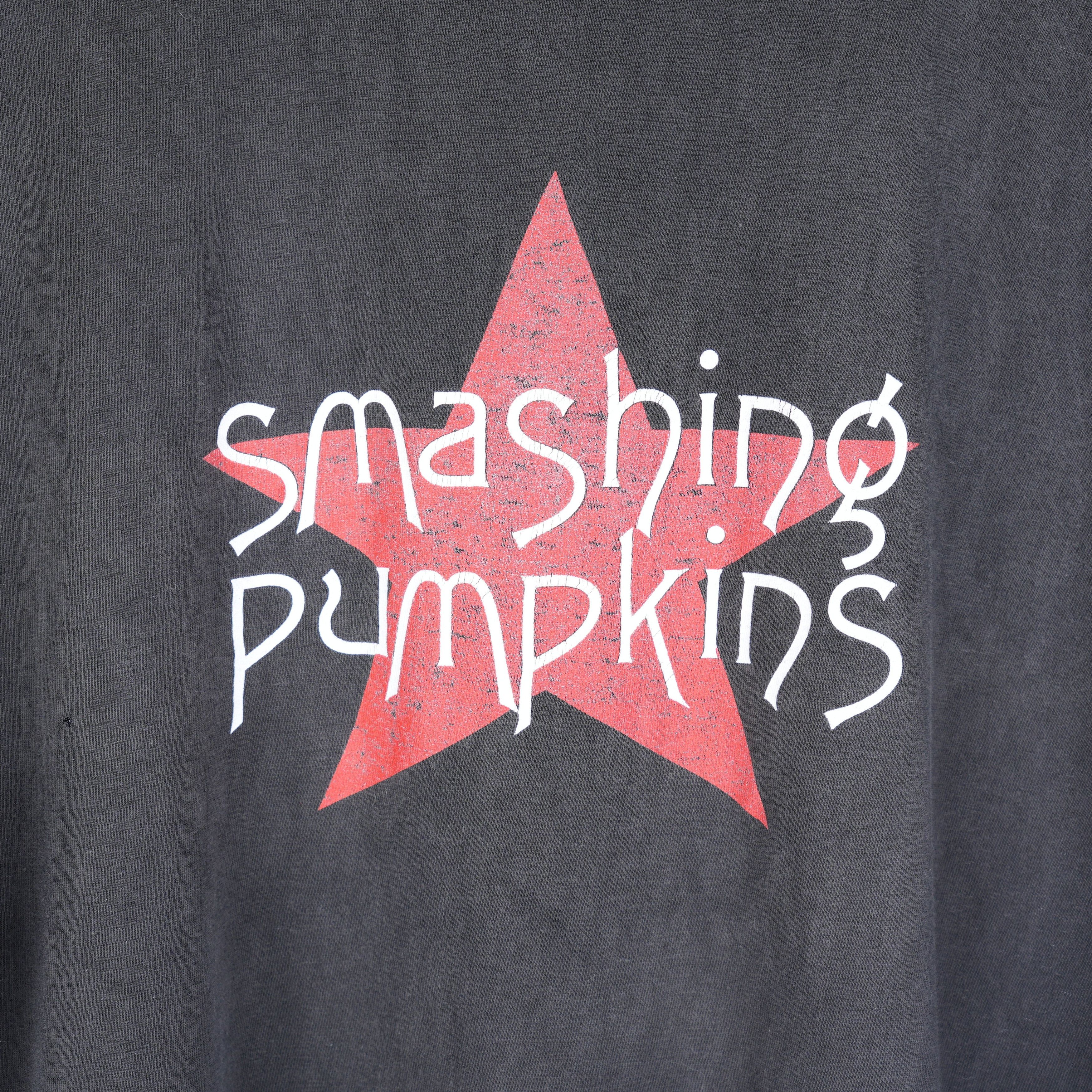 Vintage VINTAGE 90'S SMASHING PUMPKINS RED STAR TEE Size US L / EU 52-54 / 3 - 5 Thumbnail