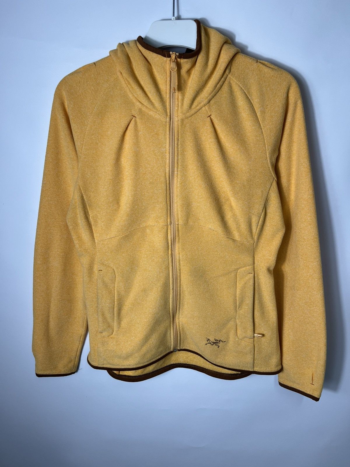 Vintage y2k Arc'teryx Women's Orange Full Zip Fleeced Hoodie