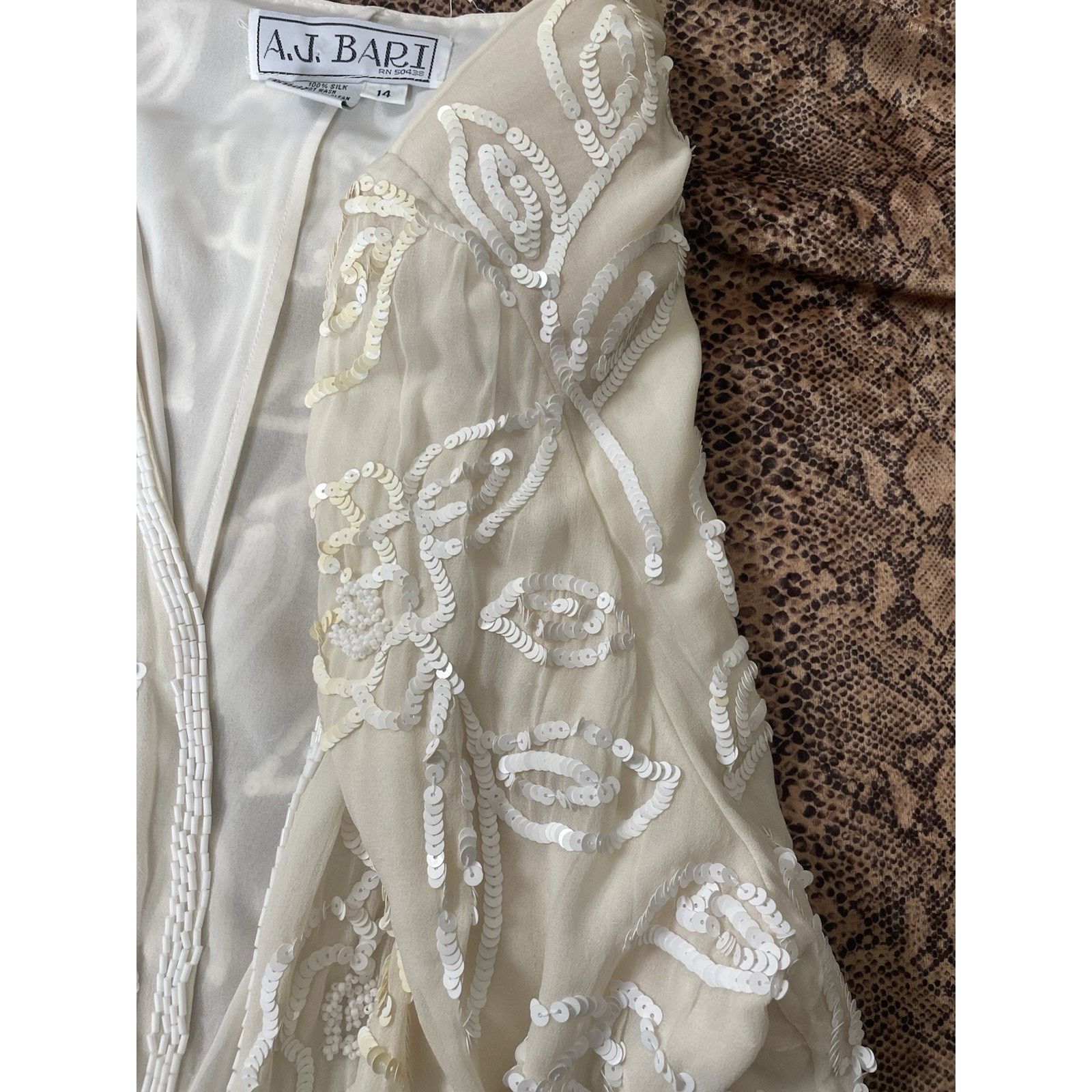 Vintage NWT AJ Bari Beaded Sequin Silk Long Sleeve Shirt Jacket 14 Size XL / US 12-14 / IT 48-50 - 8 Thumbnail