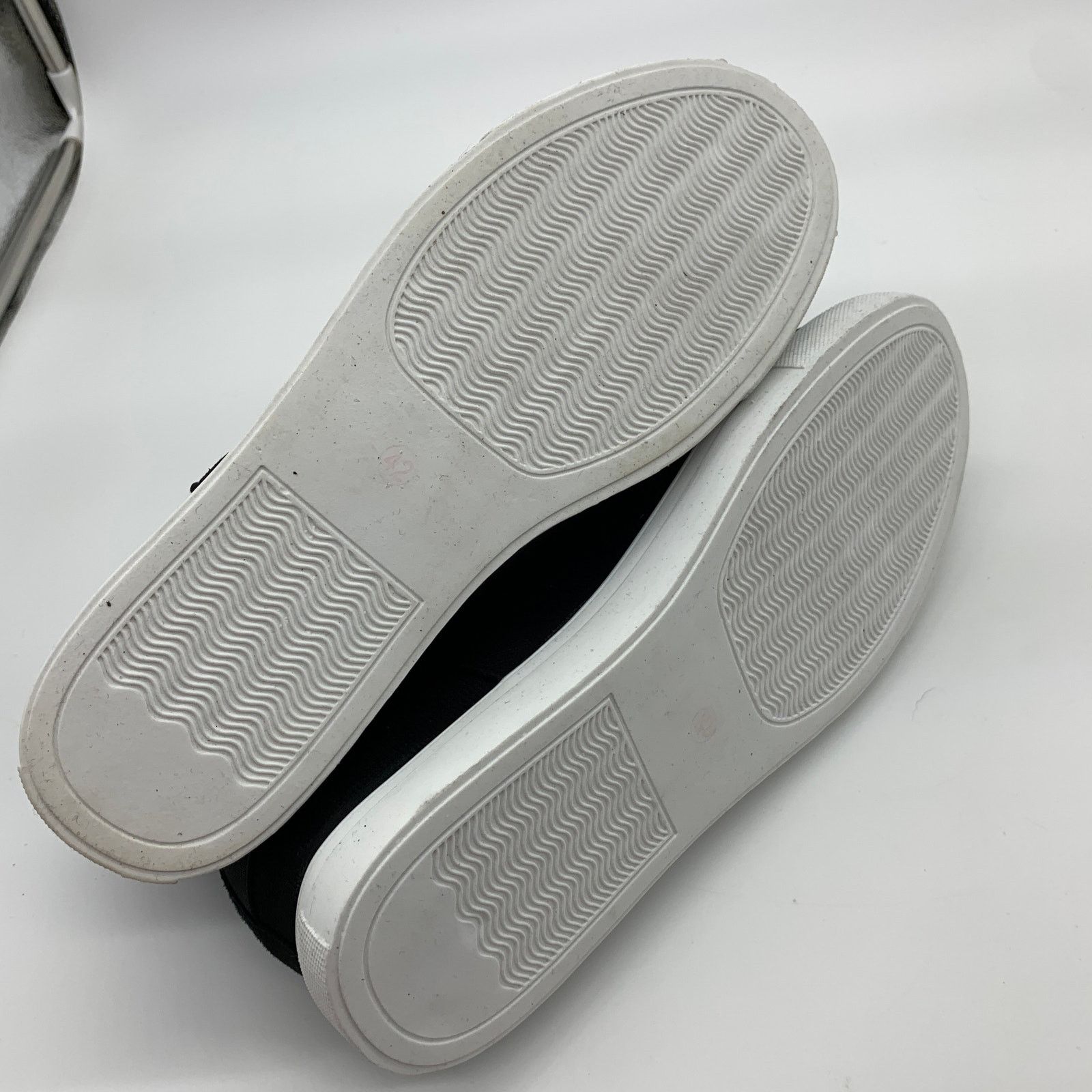 Other Black Womens Slip-On Size 9 Diana Hi-Top Sneaker Size US 9 / IT 39 - 7 Thumbnail