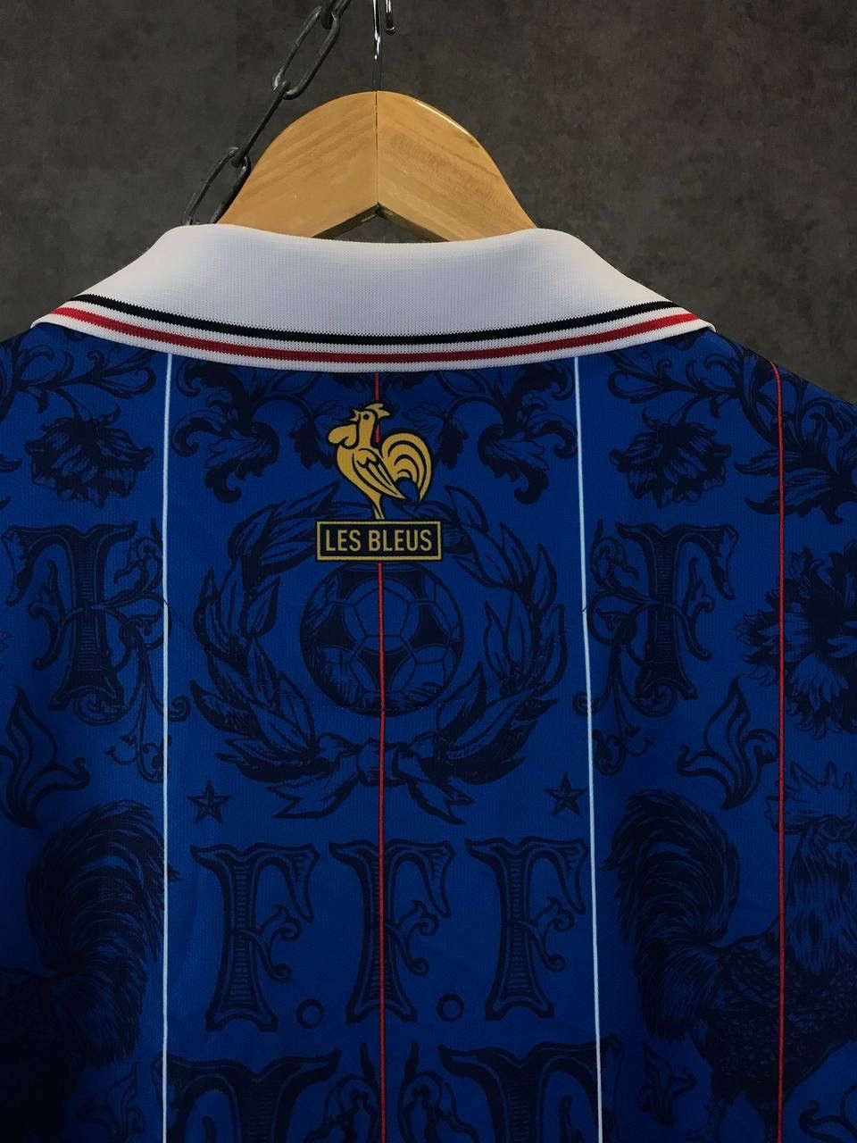 Other FFF France art soccer jersey Size US XXL / EU 58 / 5 - 9 Thumbnail