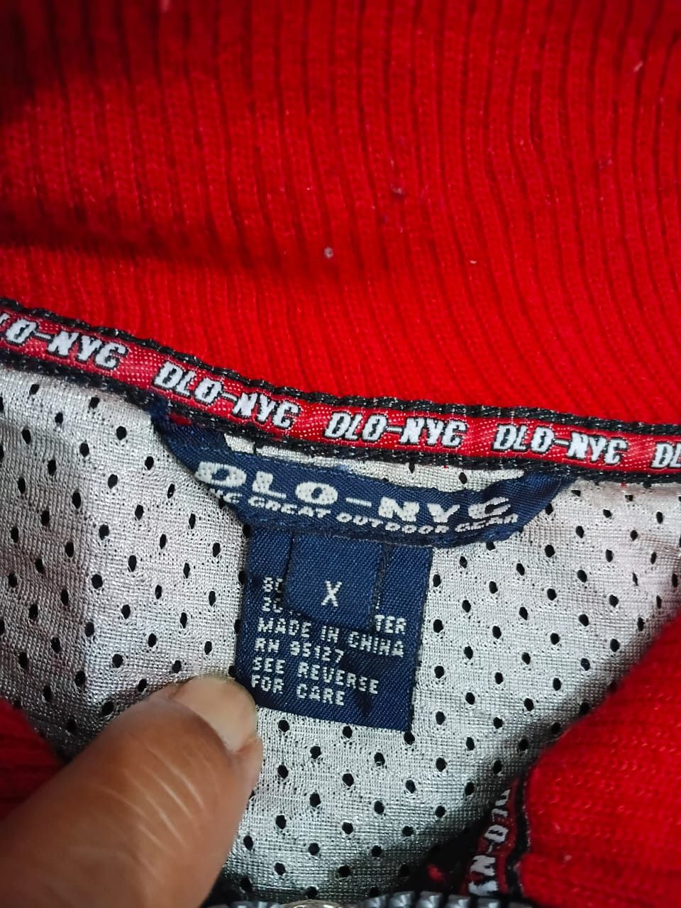 Vintage Vtg DLO NYC embroidery 1/4 ZIP pullover 90s HipHop fashion Size US XL / EU 56 / 4 - 2 Thumbnail