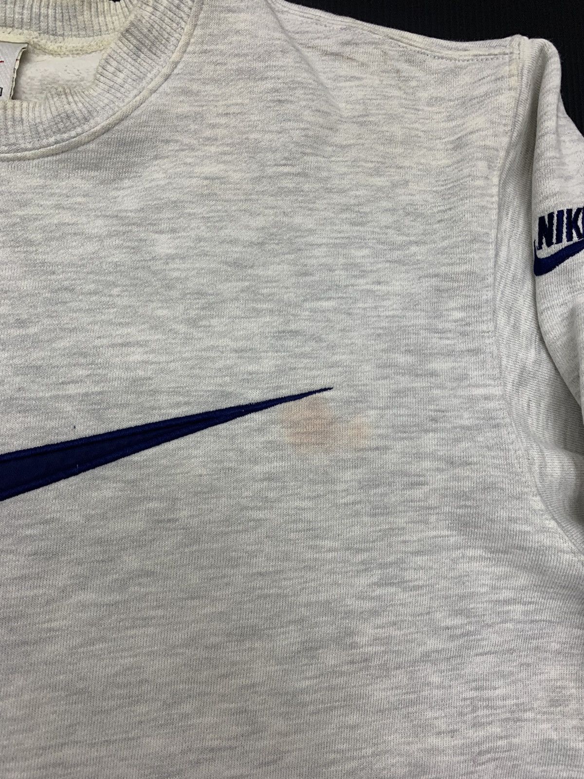 Nike Vintage 90s Nike Swoosh Big Logo Embroided Sweatshirt Size US M / EU 48-50 / 2 - 4 Thumbnail