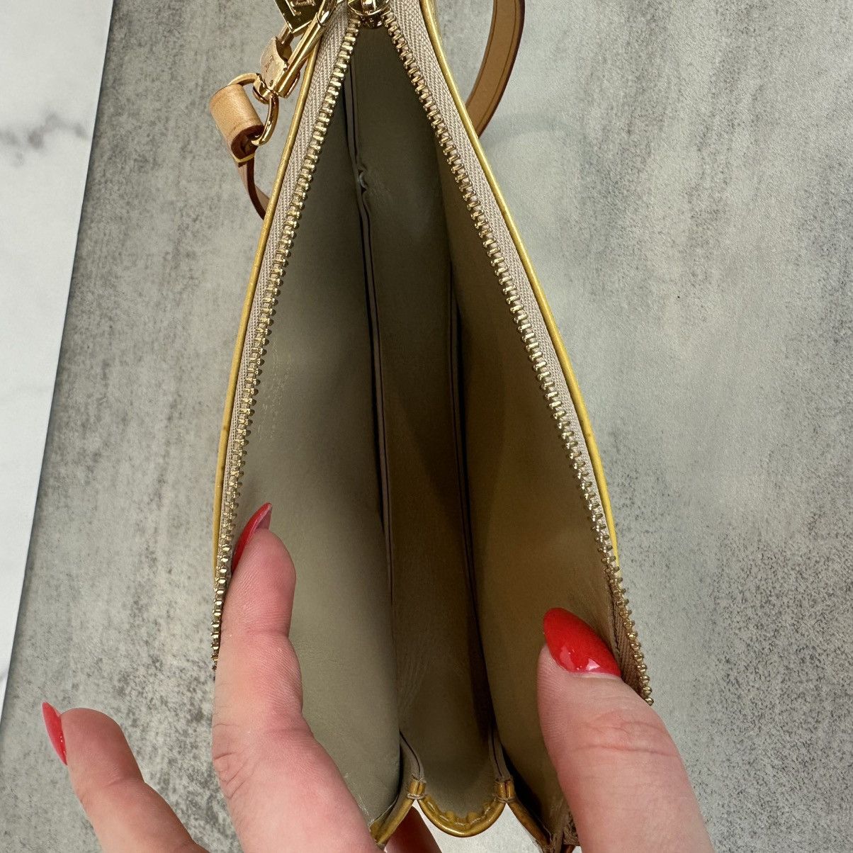 Louis Vuitton Louis Vuitton Lexington Vernis Pochette Size ONE SIZE - 10 Thumbnail