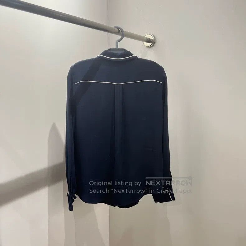 Loro Piana Loro Piana Navy blue chiffon long-sleeved shirt Size XS / US 0-2 / IT 36-38 - 2 Thumbnail