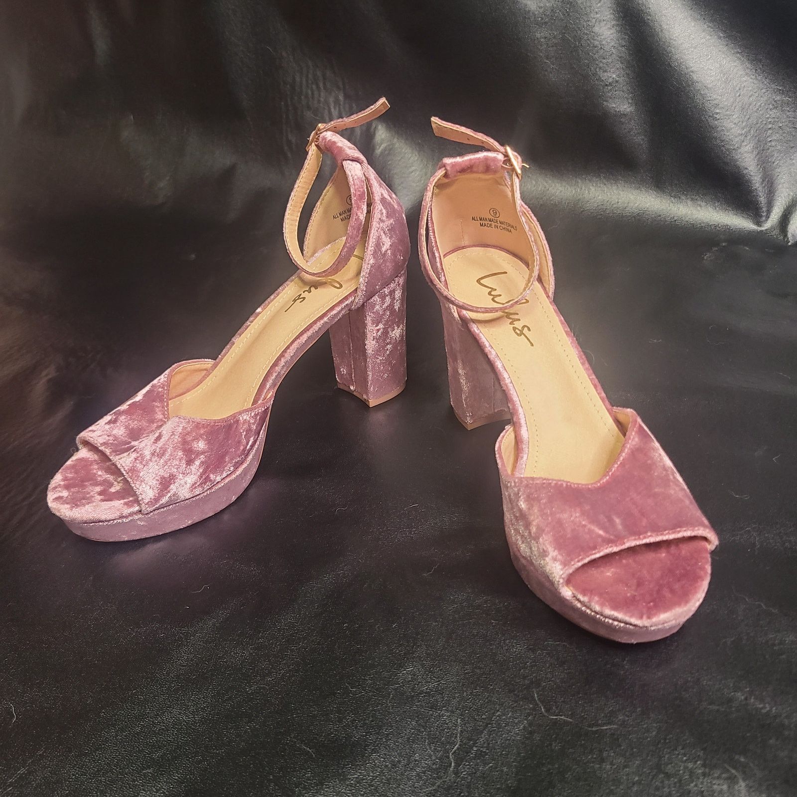 Lulus Lulu's pink velvet strappy chunky heel size 9 Size US 9 / IT 39 - 1 Thumbnail