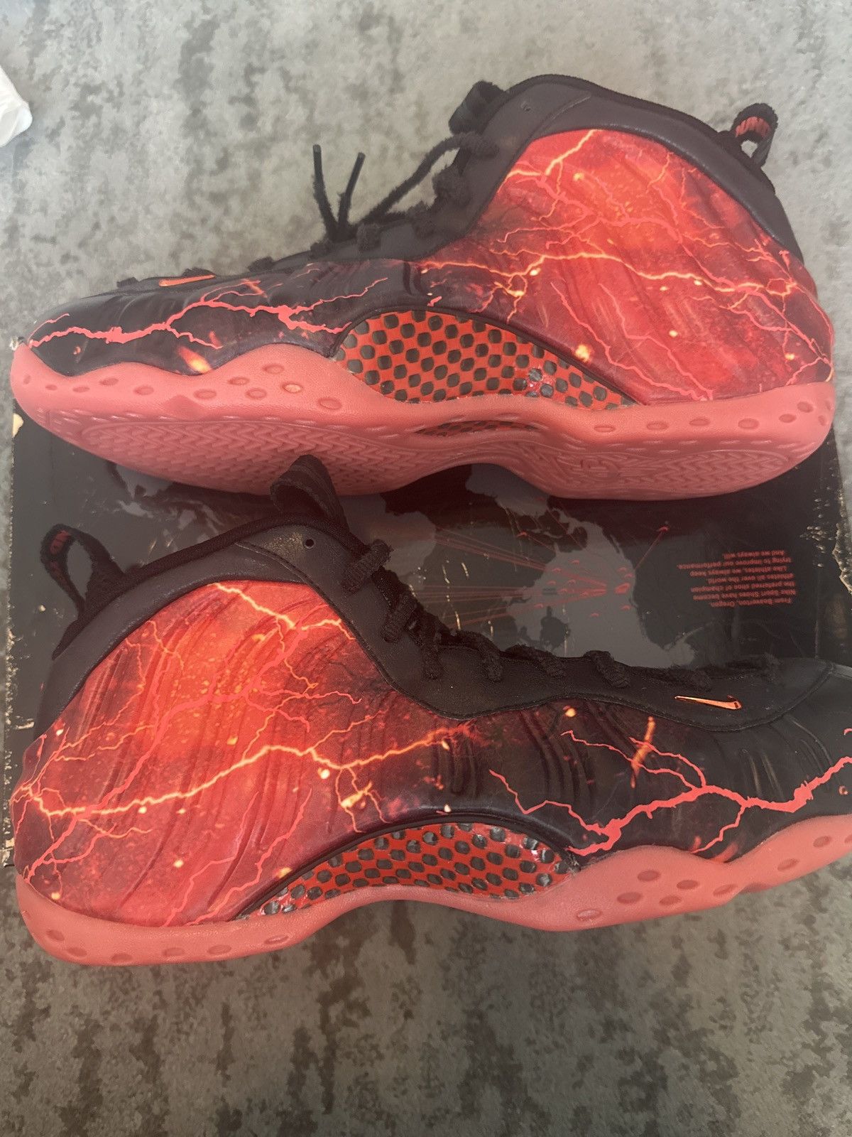 Nike Nike x Stranger Things Air Foamposite One Size US 10.5 / EU 43-44 - 1 Thumbnail
