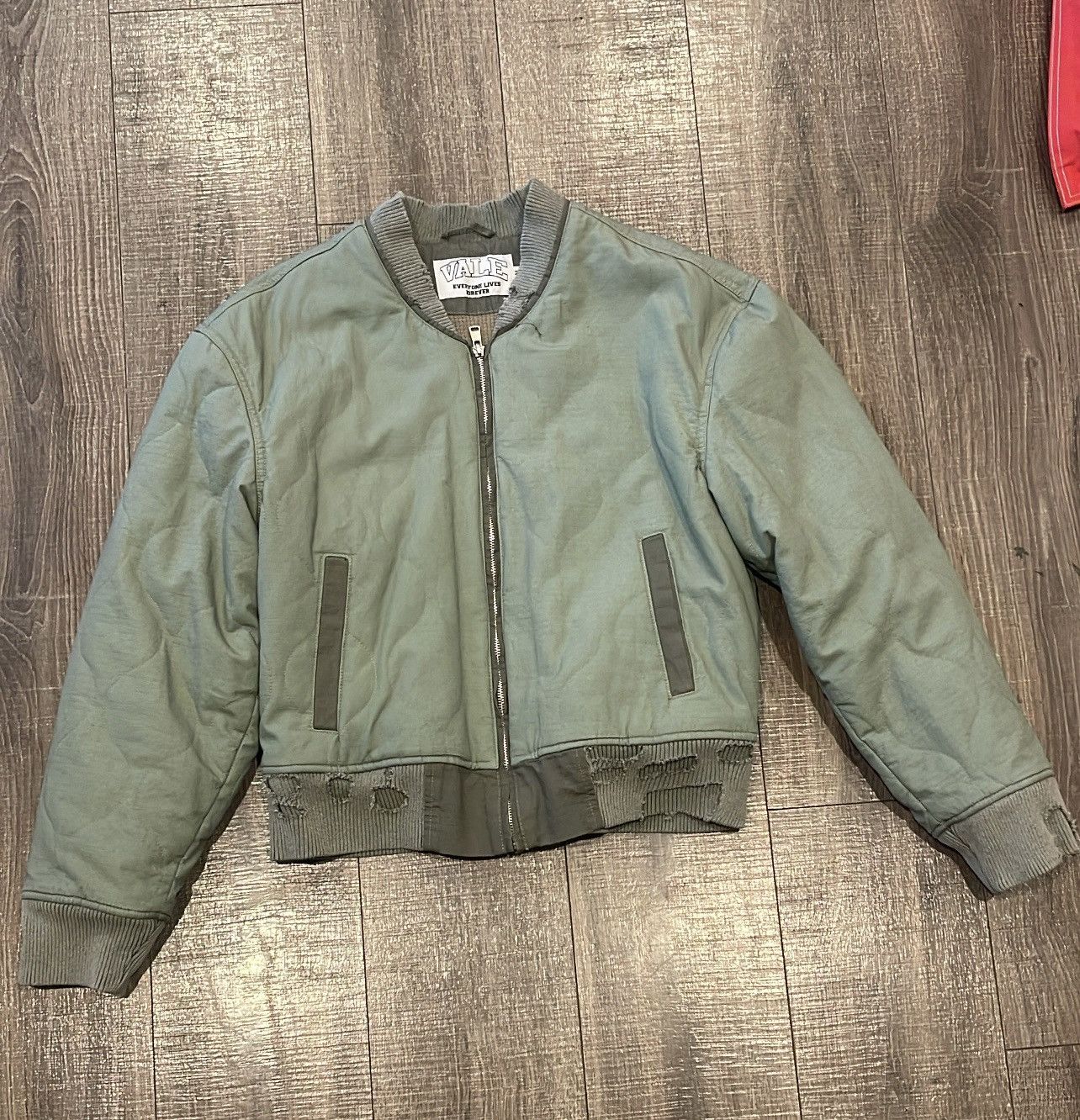 Vale Valelives Military Bomber Size US M / EU 48-50 / 2 - 1 Thumbnail
