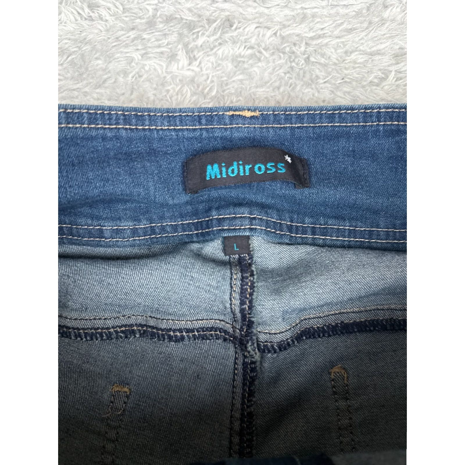 Old Navy Old Navy Jeans Women 31 Blue Denim Flared Mid Rise Cotton Blend 31x31 Midiross Jeans Women 31 Blue Denim Flared Mid Rise Cotton Blend 31x31 Size 24" / US 00 / IT 34 - 6 Thumbnail