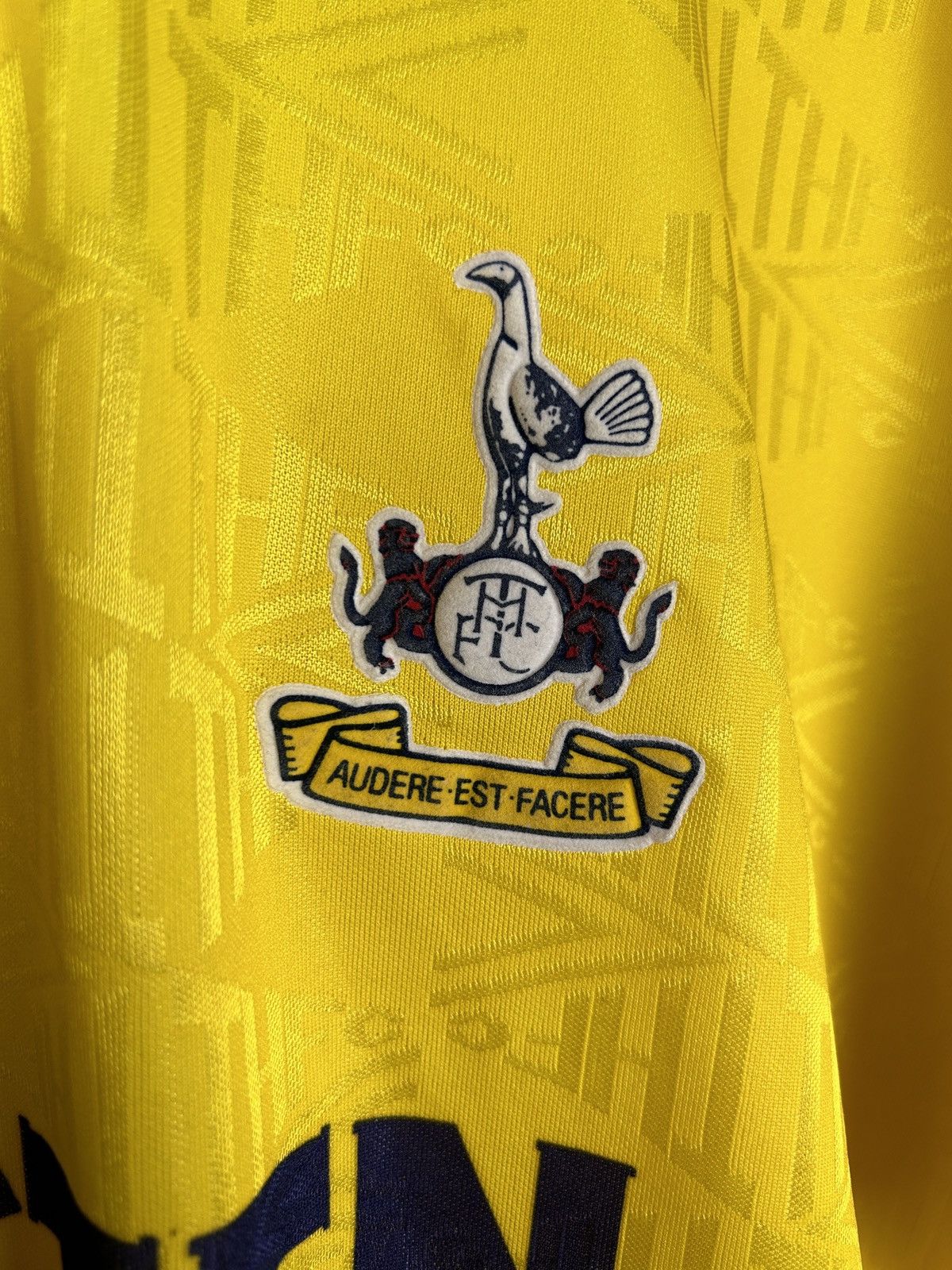 Umbro 90s Vintage Umbro Tottenham 1991/92/93 Away Soccer Jersey Size US XL / EU 56 / 4 - 4 Thumbnail