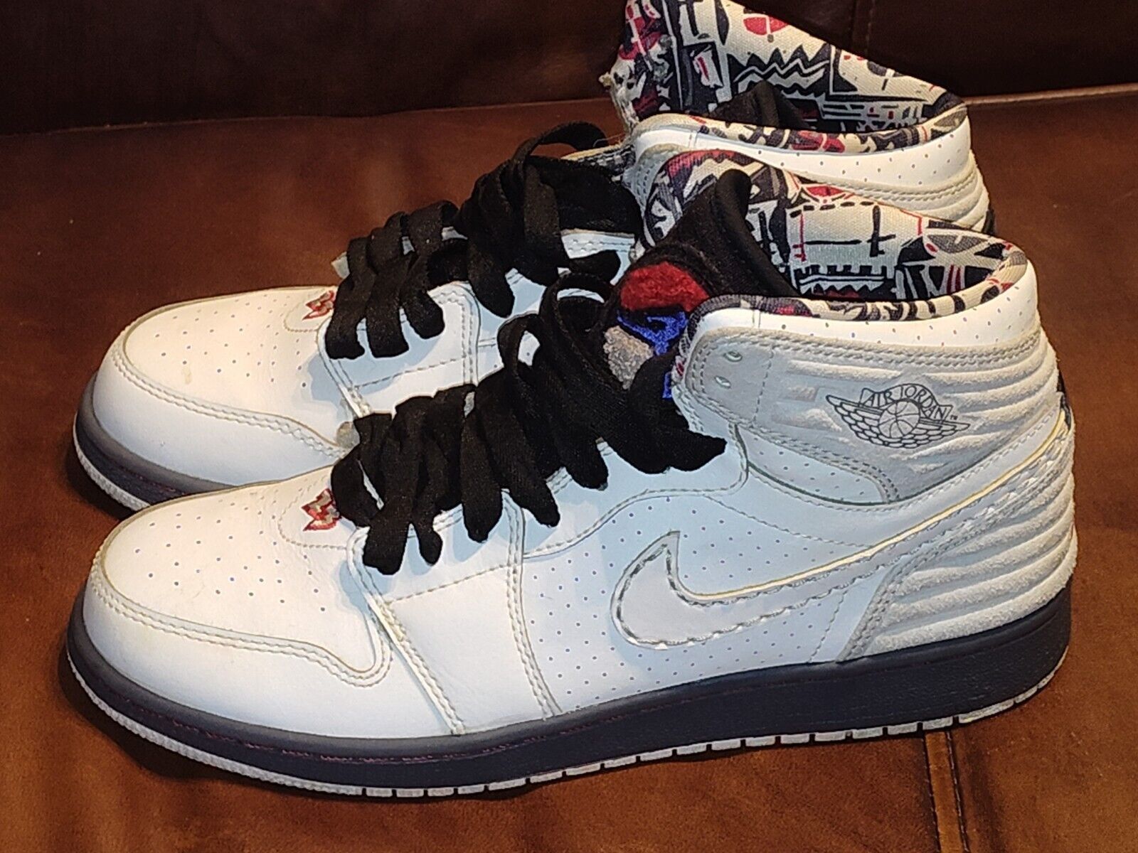 Nike 2012 AIR JORDAN RETRO 1 93 SPACE JAM BUGS BUNNY SZ 6y Size US 6 / EU 39 - 1 Thumbnail