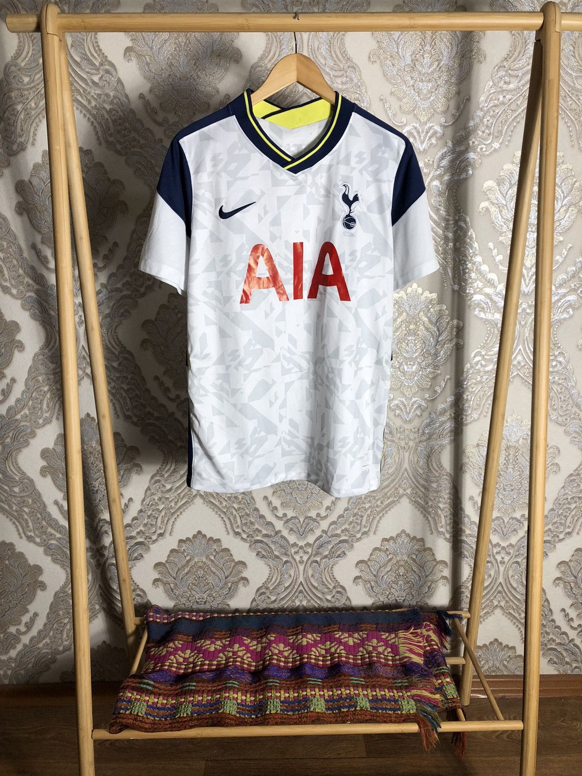 Nike VINTAGE NIKE FC TOTTENHAM HOTSPUR ENGLAND SOCXER JERSEY Y2K Size US M / EU 48-50 / 2 - 1 Thumbnail