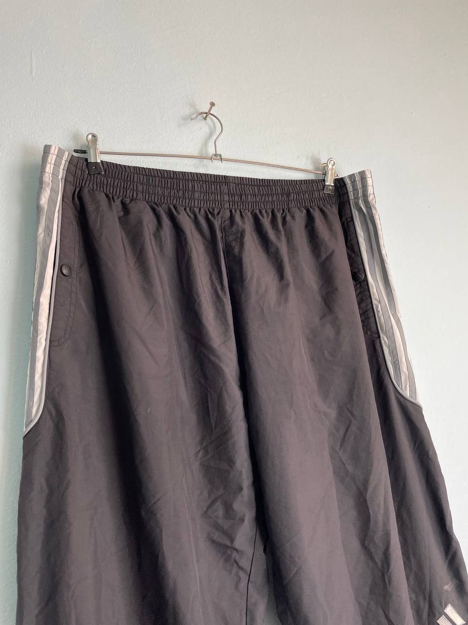 Adidas × Vintage Vintage Adidas Pants Baggy Sweatpants Balcenciaga Style Size US 34 / EU 50 - 7 Thumbnail