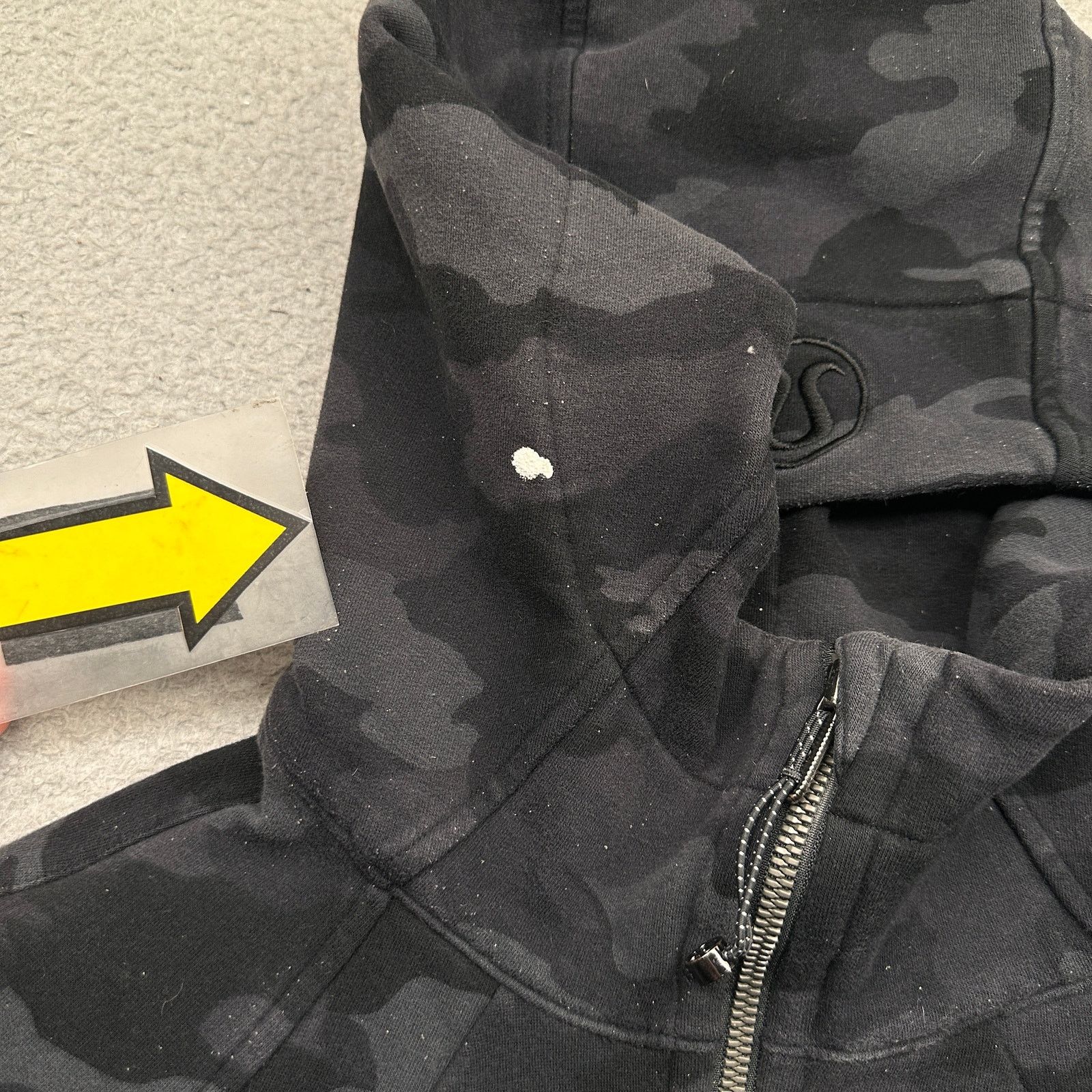 Lululemon Lululemon Scuba Hoodie Jacket Women 6 Camouflage Black Gray Size M / US 6-8 / IT 42-44 - 9 Thumbnail