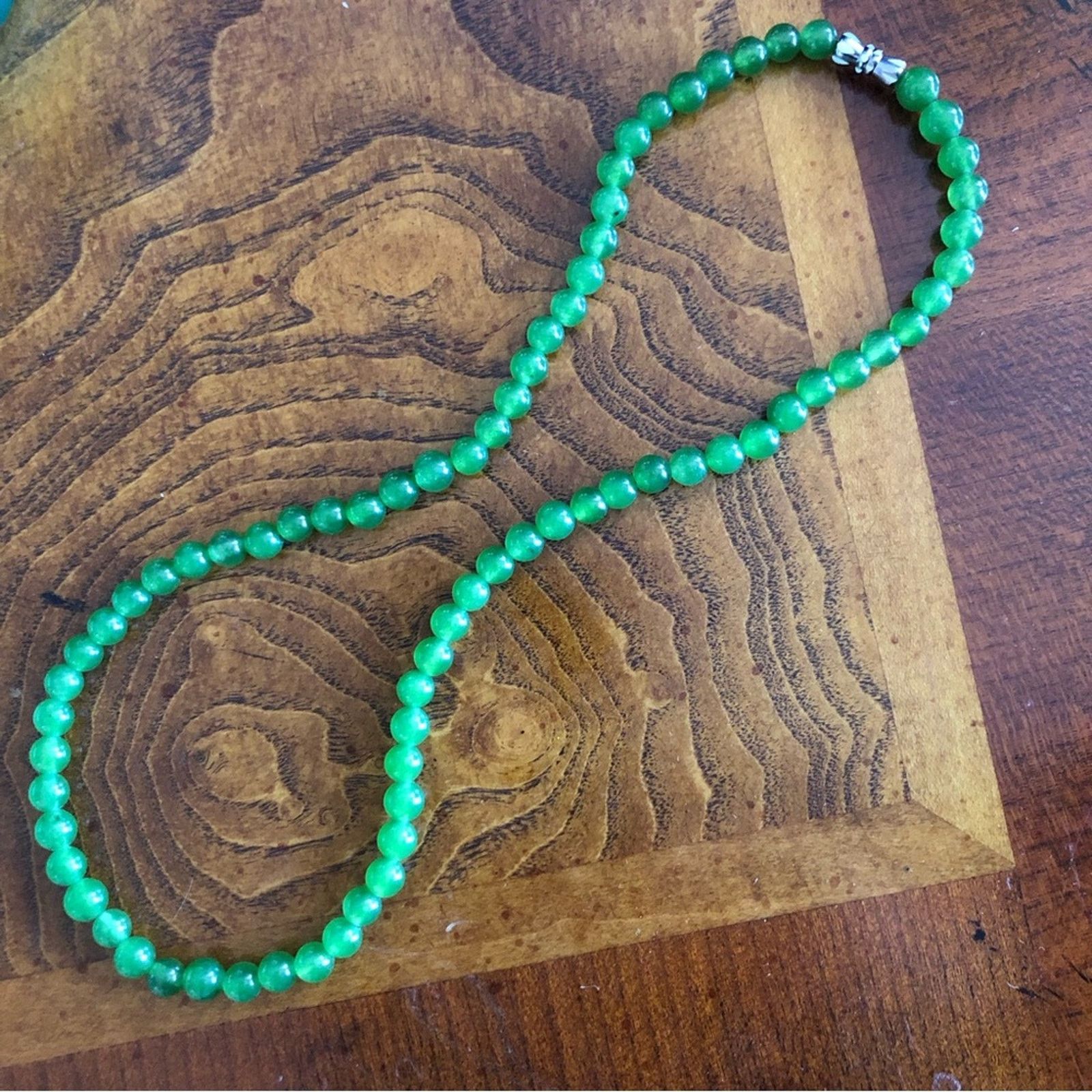 Jewelry Genuine nephrite jade 6mm round bead necklace Size ONE SIZE - 7 Thumbnail