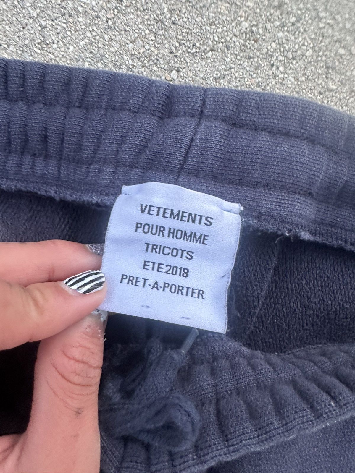Vetements Vetements logo tape Sweatpants Size US 30 / EU 46 - 3 Thumbnail