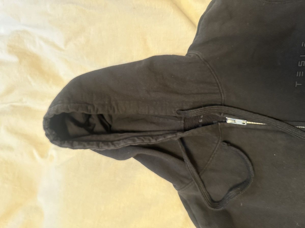 Other Tesla logo zip Size US S / EU 44-46 / 1 - 3 Thumbnail