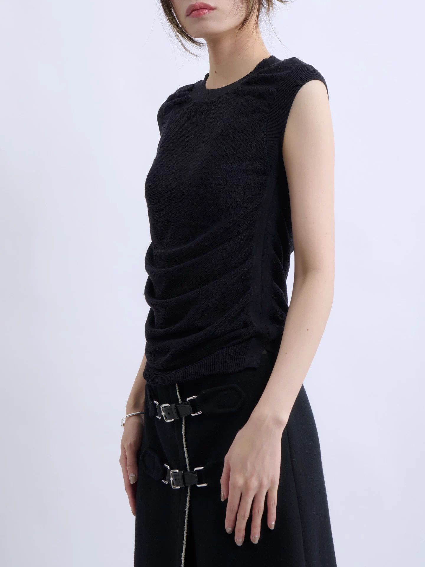 Helmut Lang Helmut Lang Structure Sleeveless Black Shirring Top S Size S / US 4 / IT 40 - 2 Thumbnail