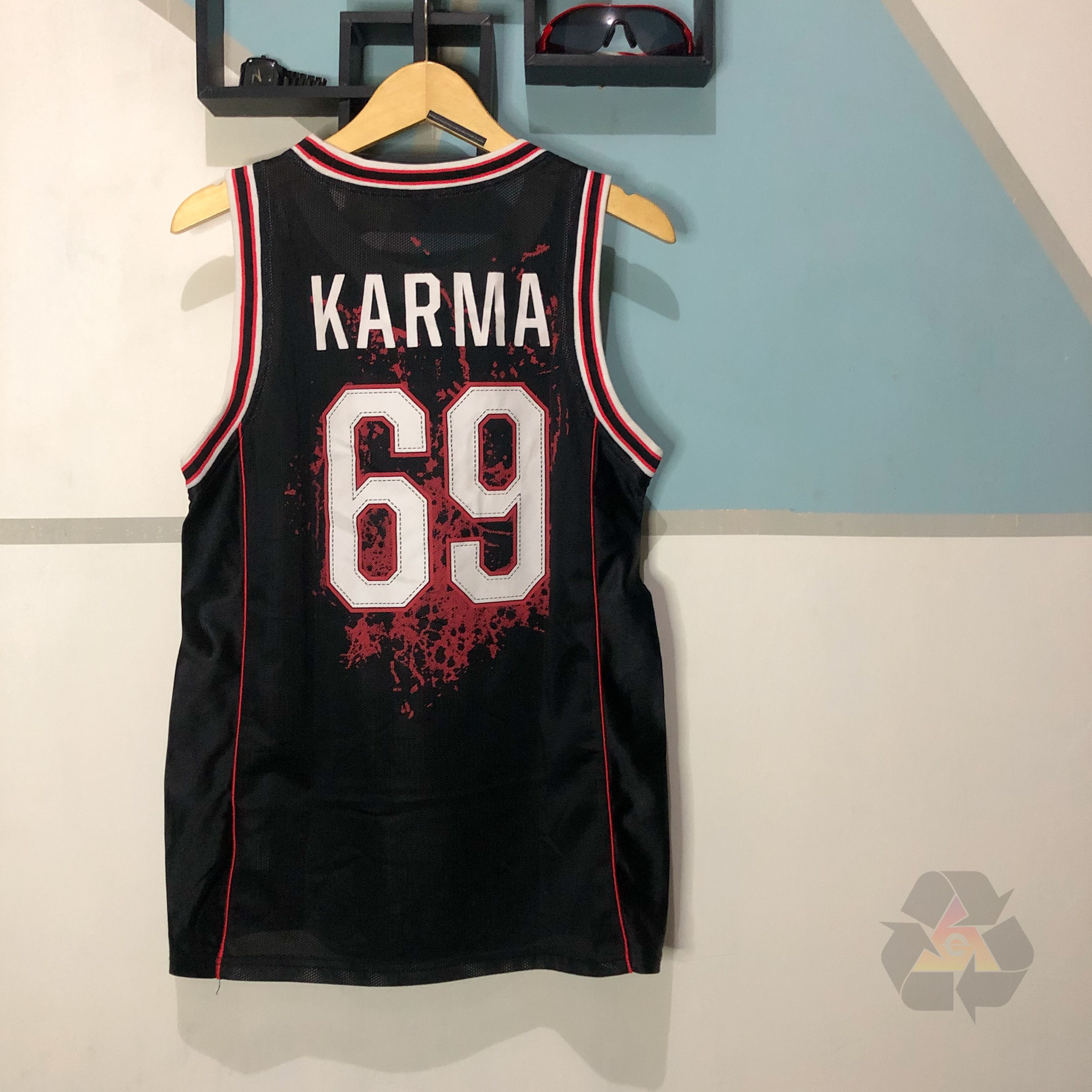 Band Tees Asking Alexandria Karma Basketball Jersey Size US M / EU 48-50 / 2 - 9 Thumbnail