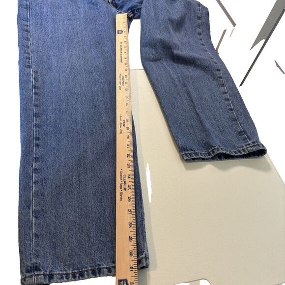 Levi's Levis Jeans 505 Regular Fit Men Blue Medium Wash size 36*32 Size US 36 / EU 52 - 11 Thumbnail