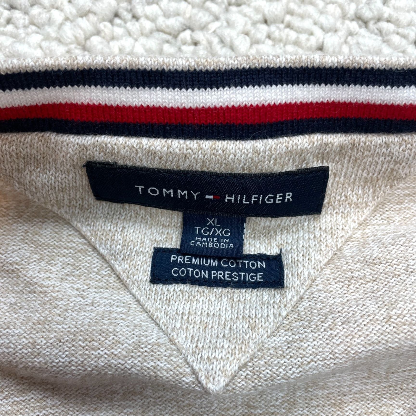 Tommy Hilfiger Tommy Hilfiger Premium Cotton Sweater XL Beige Pullover Logo Soft Crew Mens Size US XL / EU 56 / 4 - 2 Thumbnail
